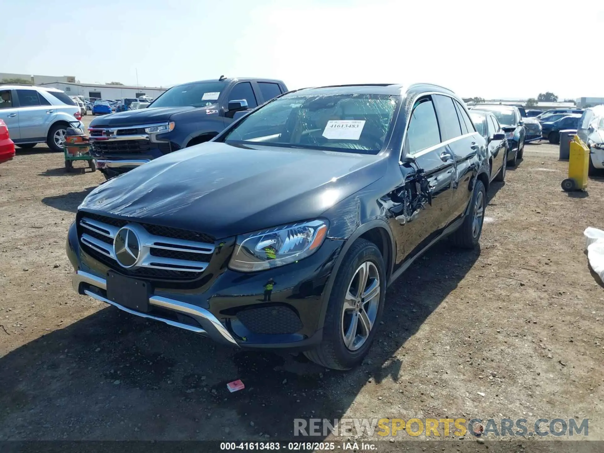 2 Photograph of a damaged car WDC0G4JB4KF590720 MERCEDES-BENZ GLC 300 2019