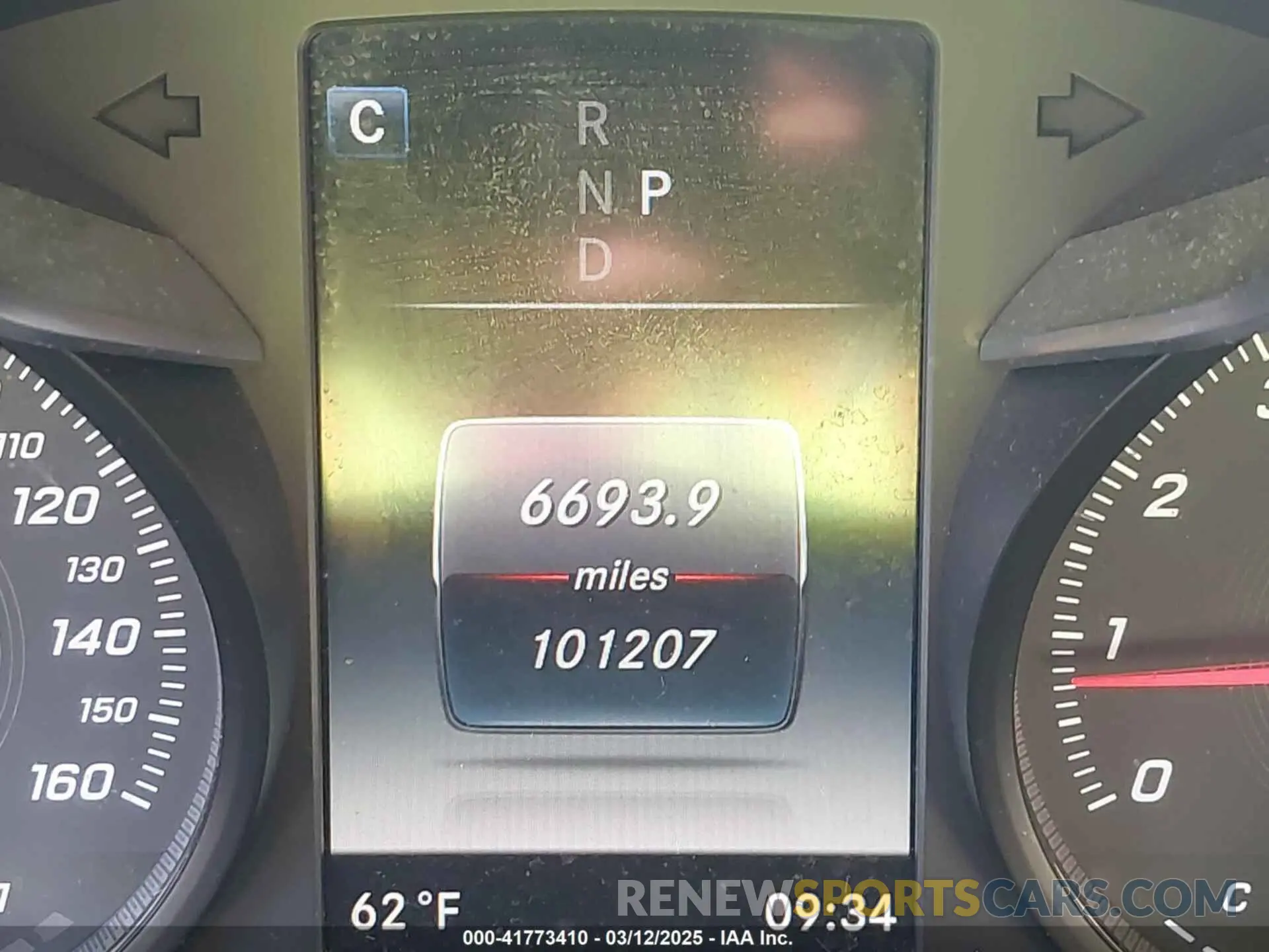 16 Photograph of a damaged car WDC0G4JB4KV149868 MERCEDES-BENZ GLC 300 2019