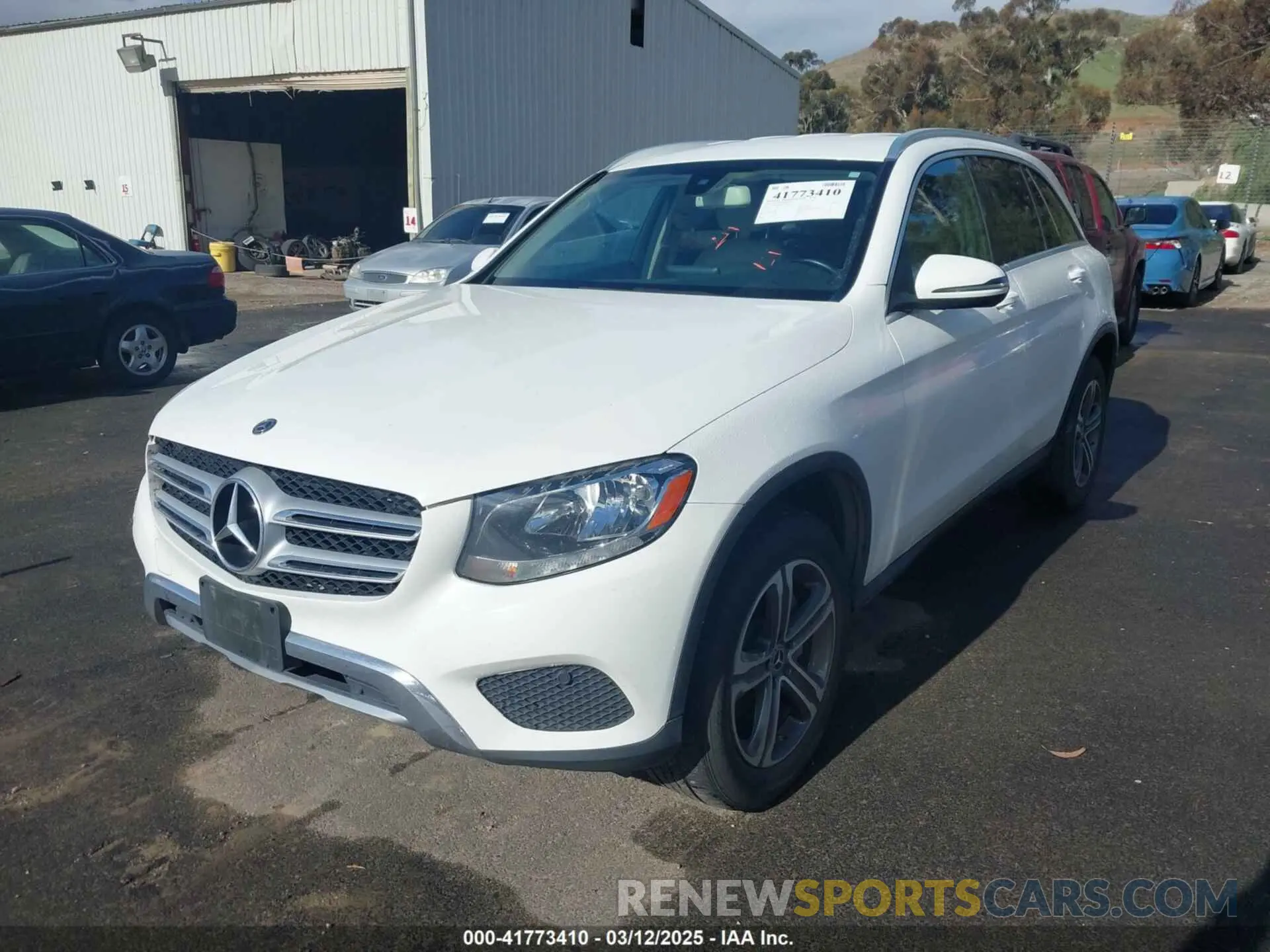 2 Photograph of a damaged car WDC0G4JB4KV149868 MERCEDES-BENZ GLC 300 2019