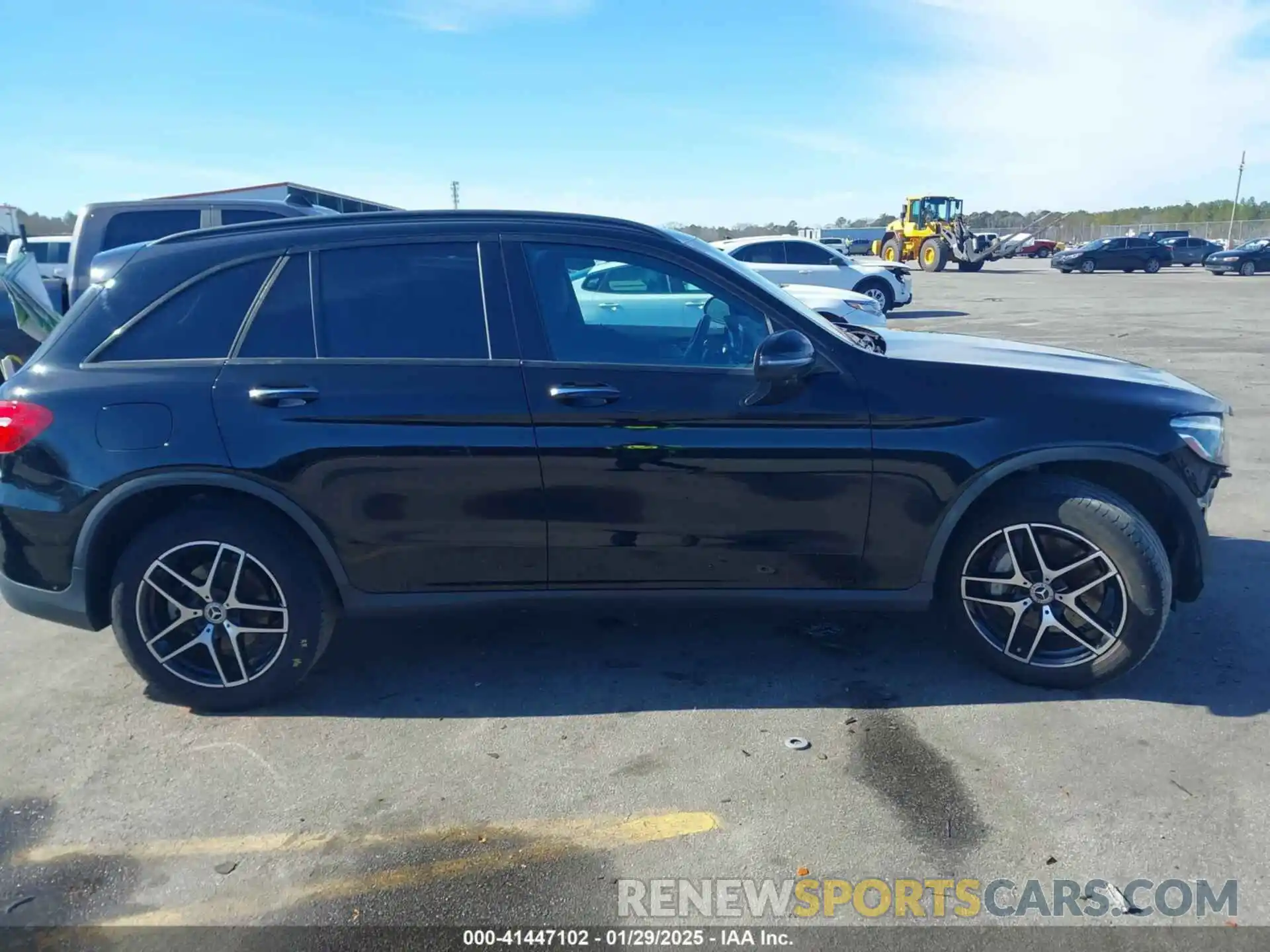 14 Photograph of a damaged car WDC0G4JB4KV160045 MERCEDES-BENZ GLC 300 2019