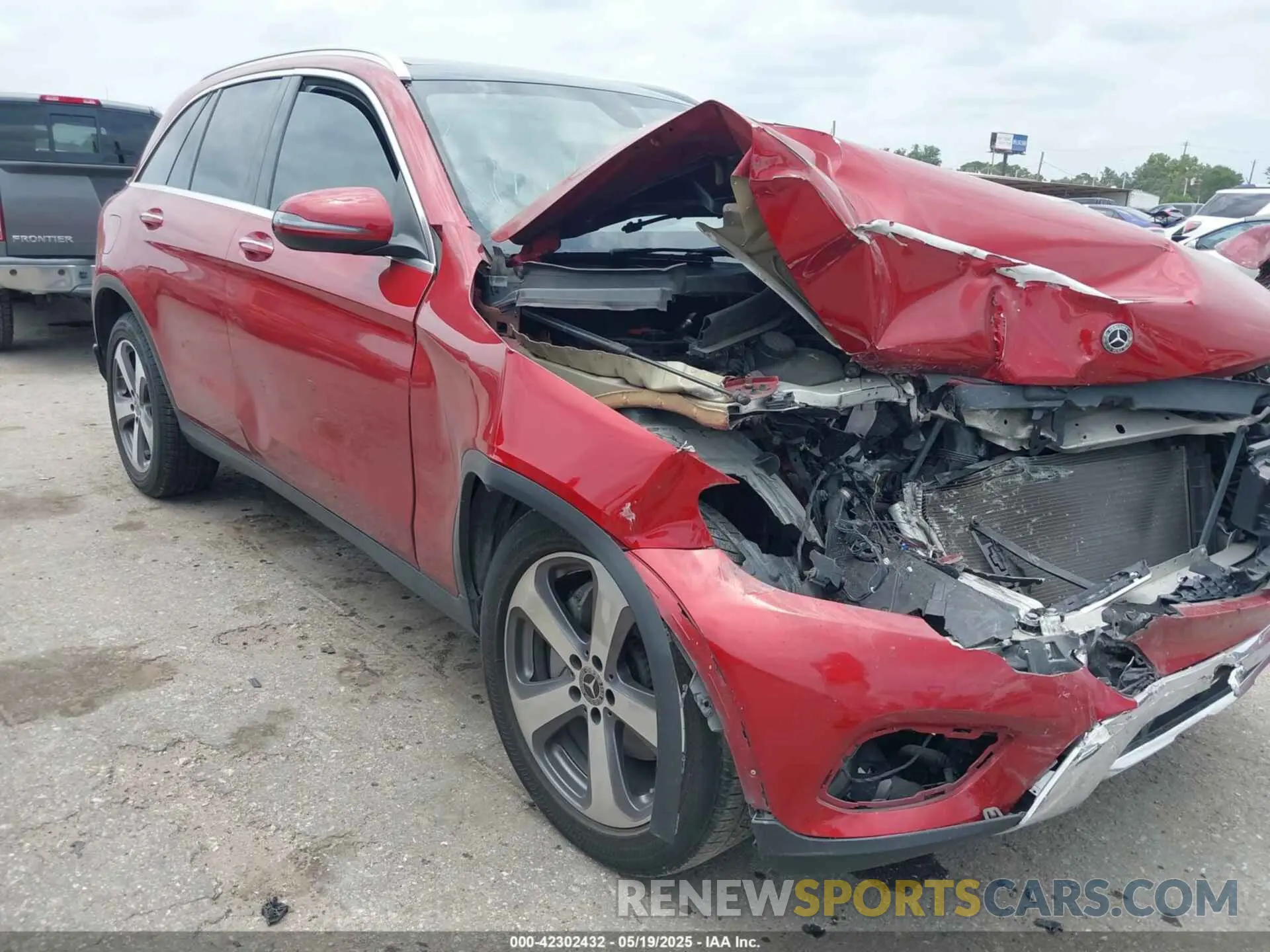 1 Photograph of a damaged car WDC0G4JB5KV120914 MERCEDES-BENZ GLC 300 2019
