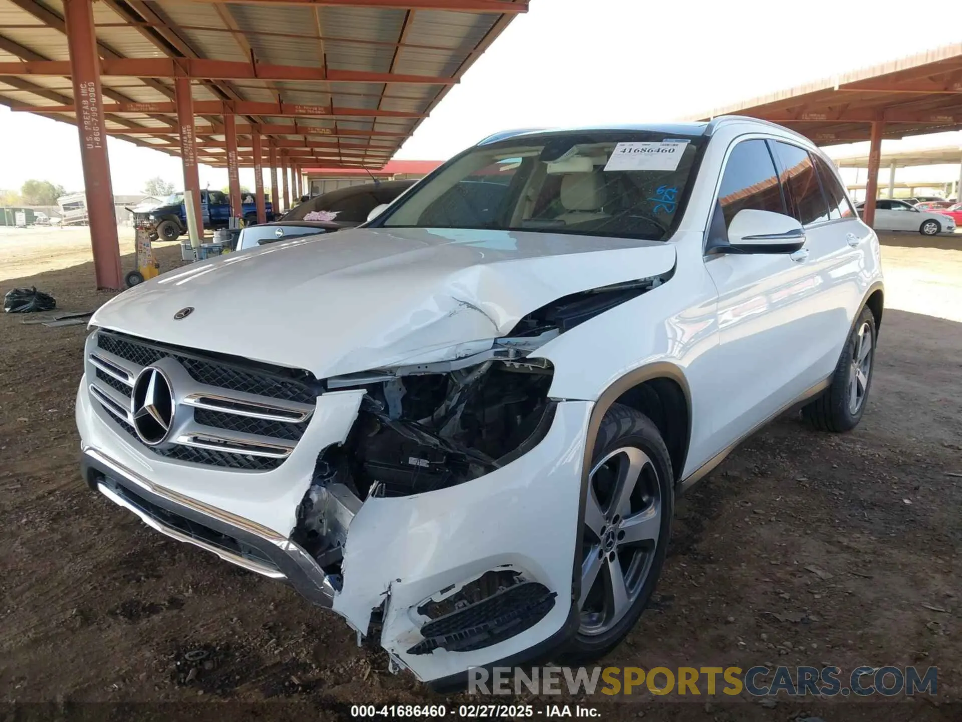 2 Photograph of a damaged car WDC0G4JB6KV136779 MERCEDES-BENZ GLC 300 2019