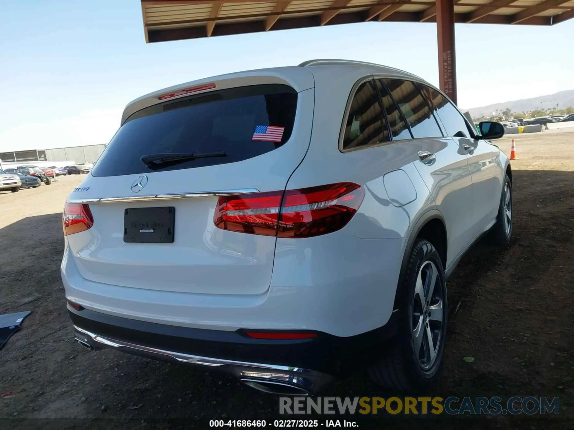 4 Photograph of a damaged car WDC0G4JB6KV136779 MERCEDES-BENZ GLC 300 2019