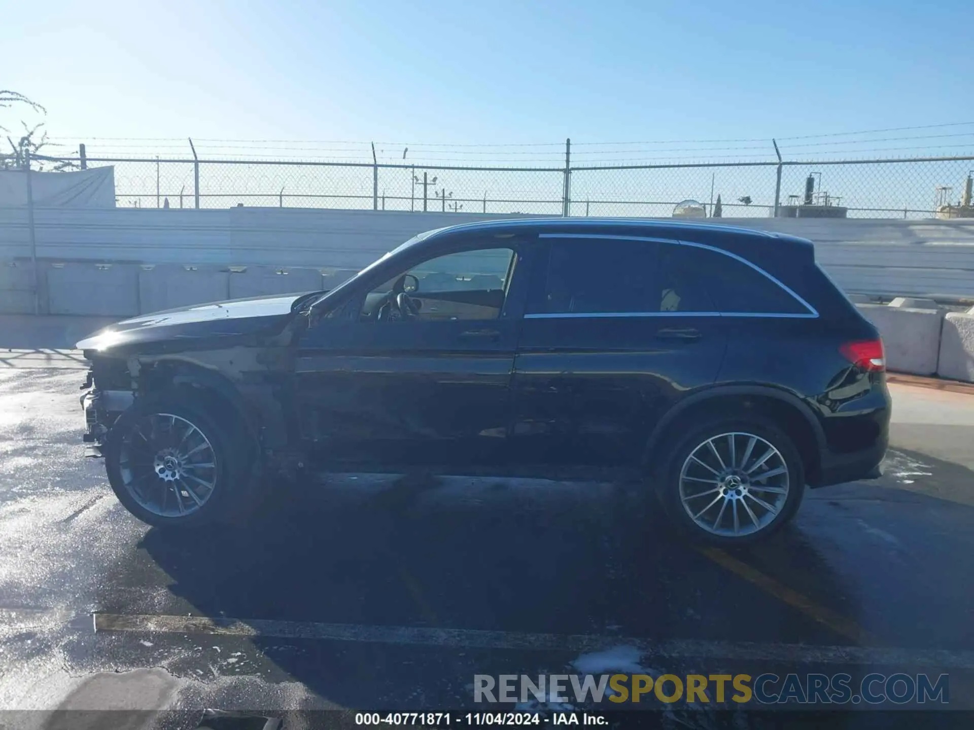 15 Photograph of a damaged car WDC0G4JB7KF549966 MERCEDES-BENZ GLC 300 2019
