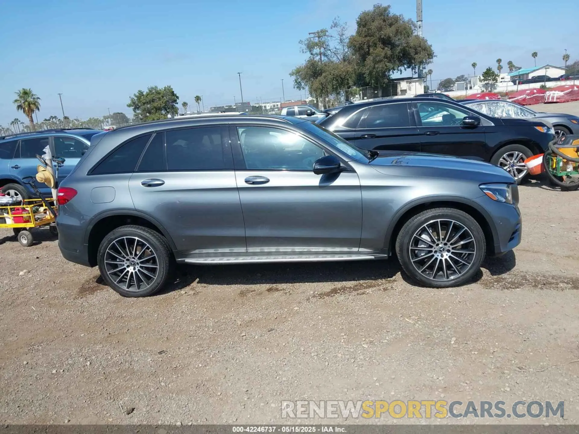 13 Photograph of a damaged car WDC0G4JB7KF600401 MERCEDES-BENZ GLC 300 2019