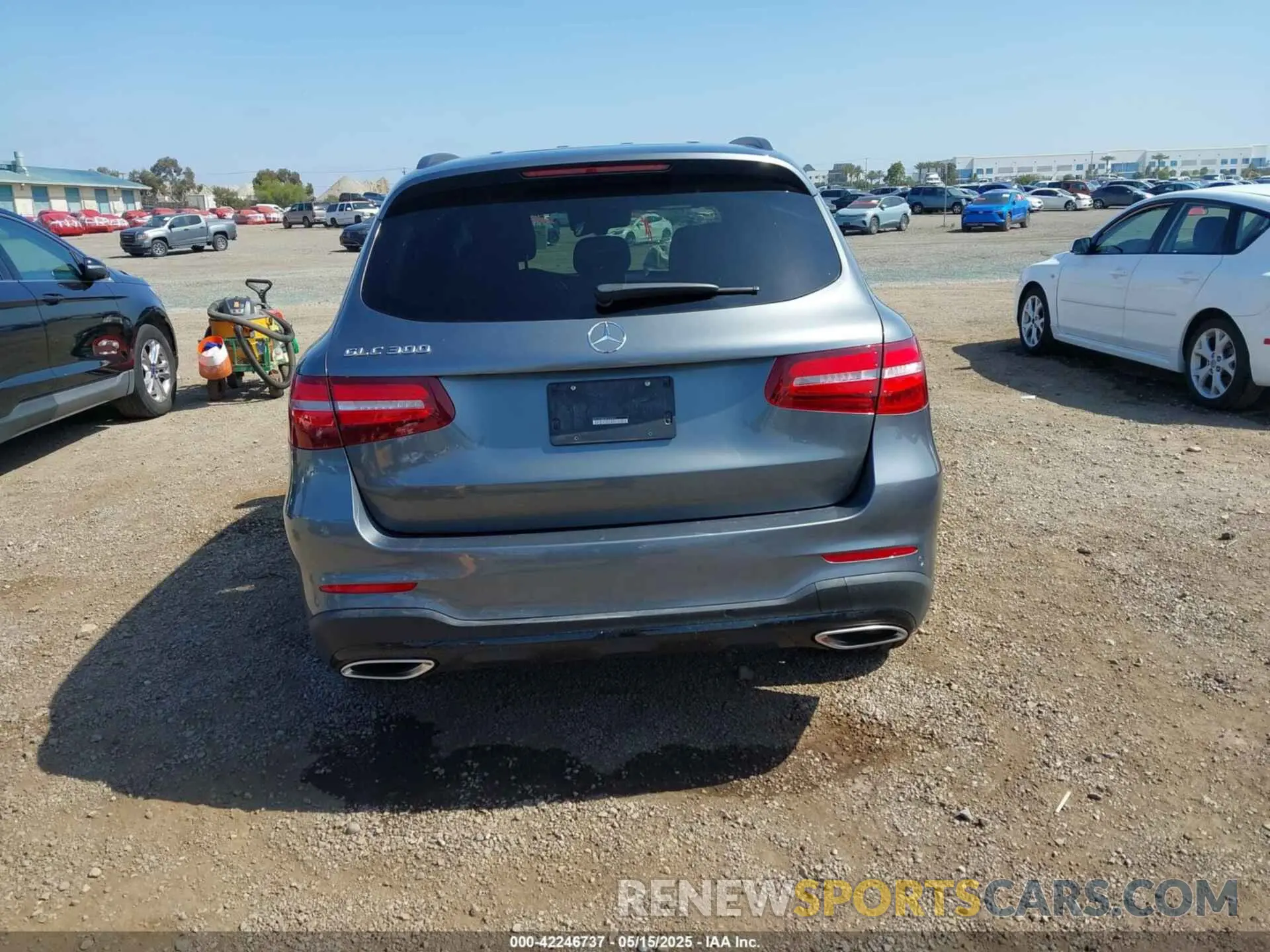 16 Photograph of a damaged car WDC0G4JB7KF600401 MERCEDES-BENZ GLC 300 2019