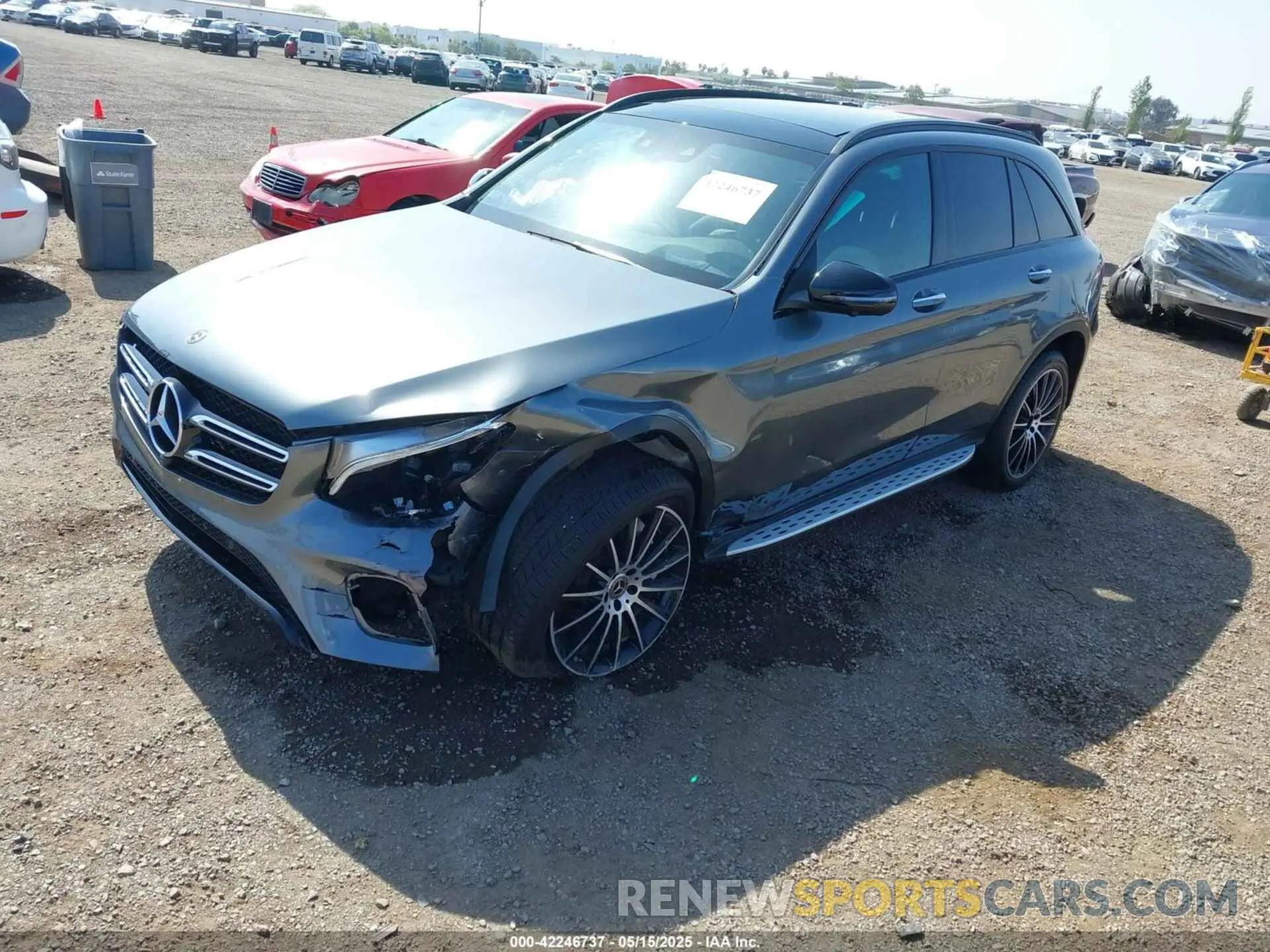 2 Photograph of a damaged car WDC0G4JB7KF600401 MERCEDES-BENZ GLC 300 2019