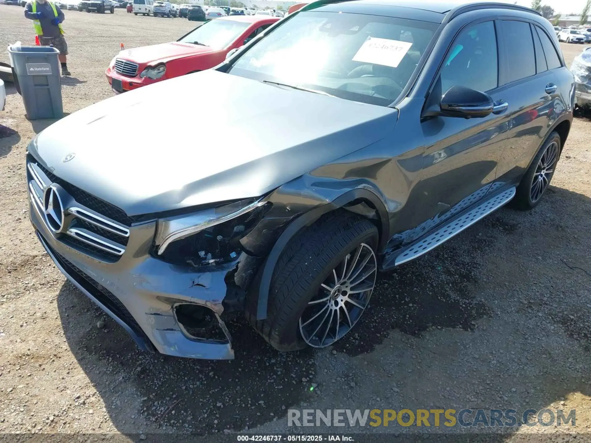 6 Photograph of a damaged car WDC0G4JB7KF600401 MERCEDES-BENZ GLC 300 2019