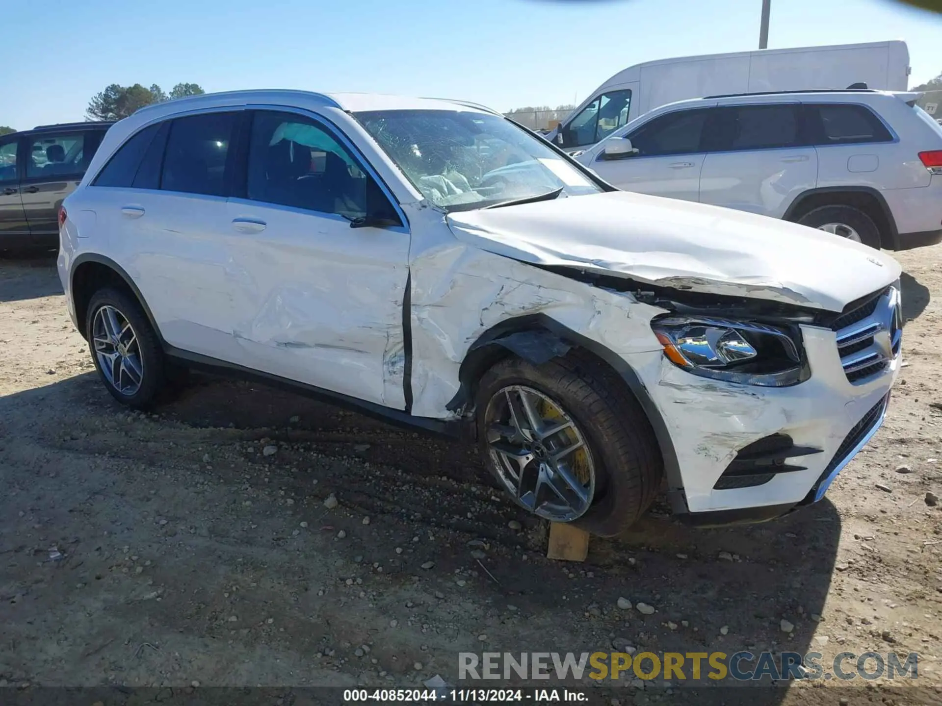 1 Photograph of a damaged car WDC0G4JB8KV147086 MERCEDES-BENZ GLC 300 2019