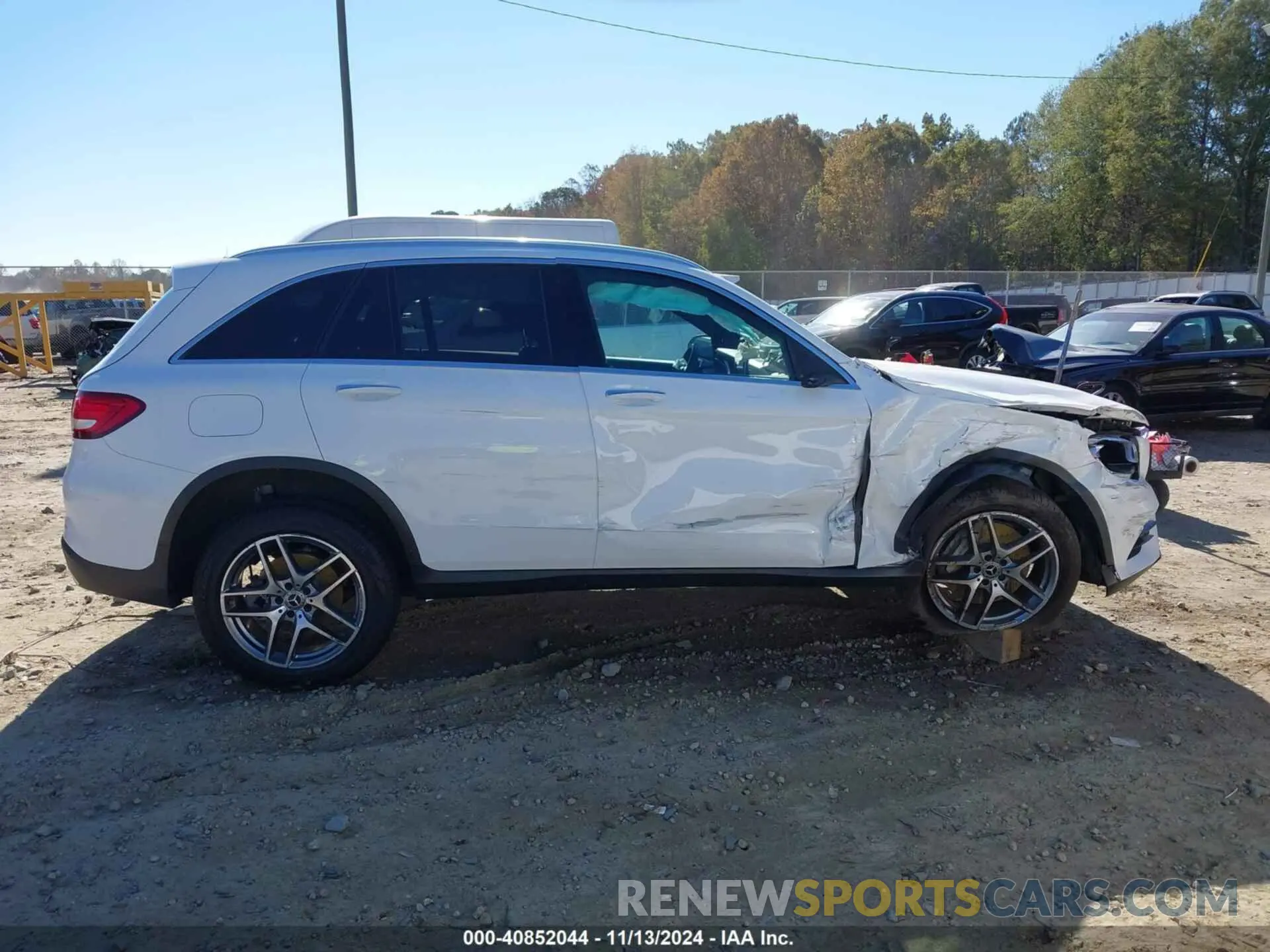 13 Photograph of a damaged car WDC0G4JB8KV147086 MERCEDES-BENZ GLC 300 2019