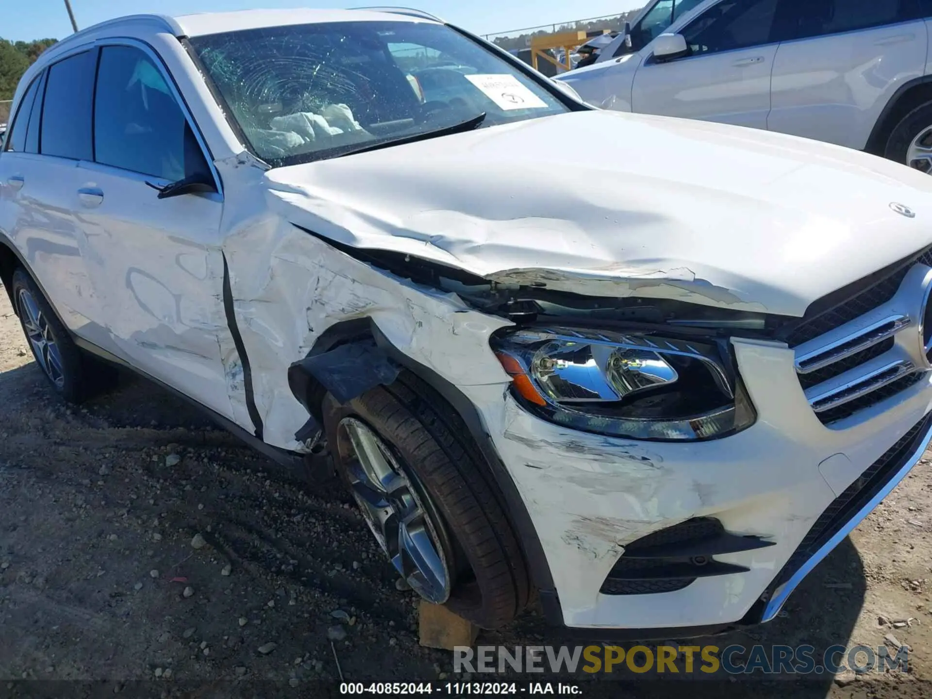 6 Photograph of a damaged car WDC0G4JB8KV147086 MERCEDES-BENZ GLC 300 2019