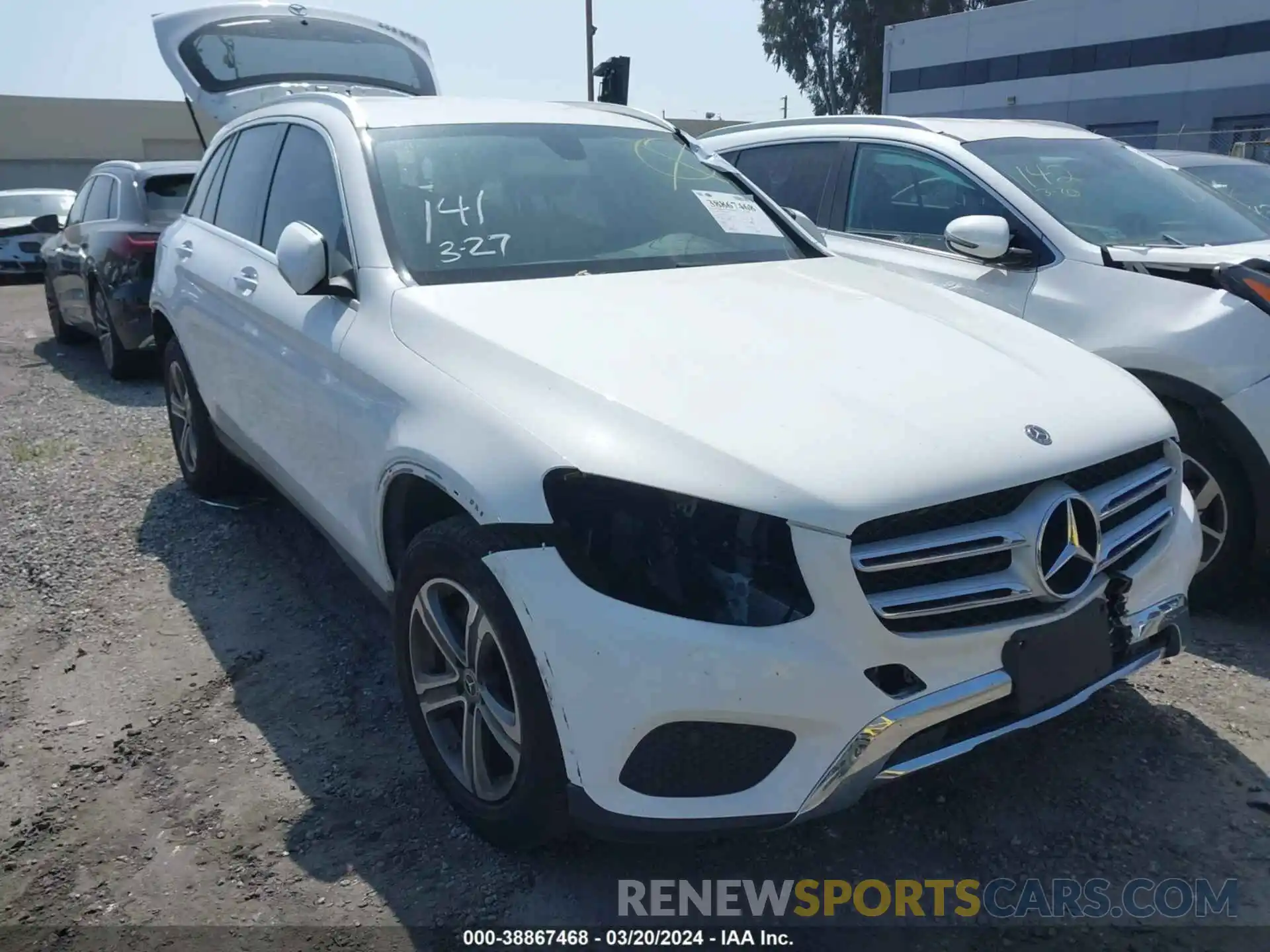 1 Photograph of a damaged car WDC0G4JB8KV151462 MERCEDES-BENZ GLC 300 2019