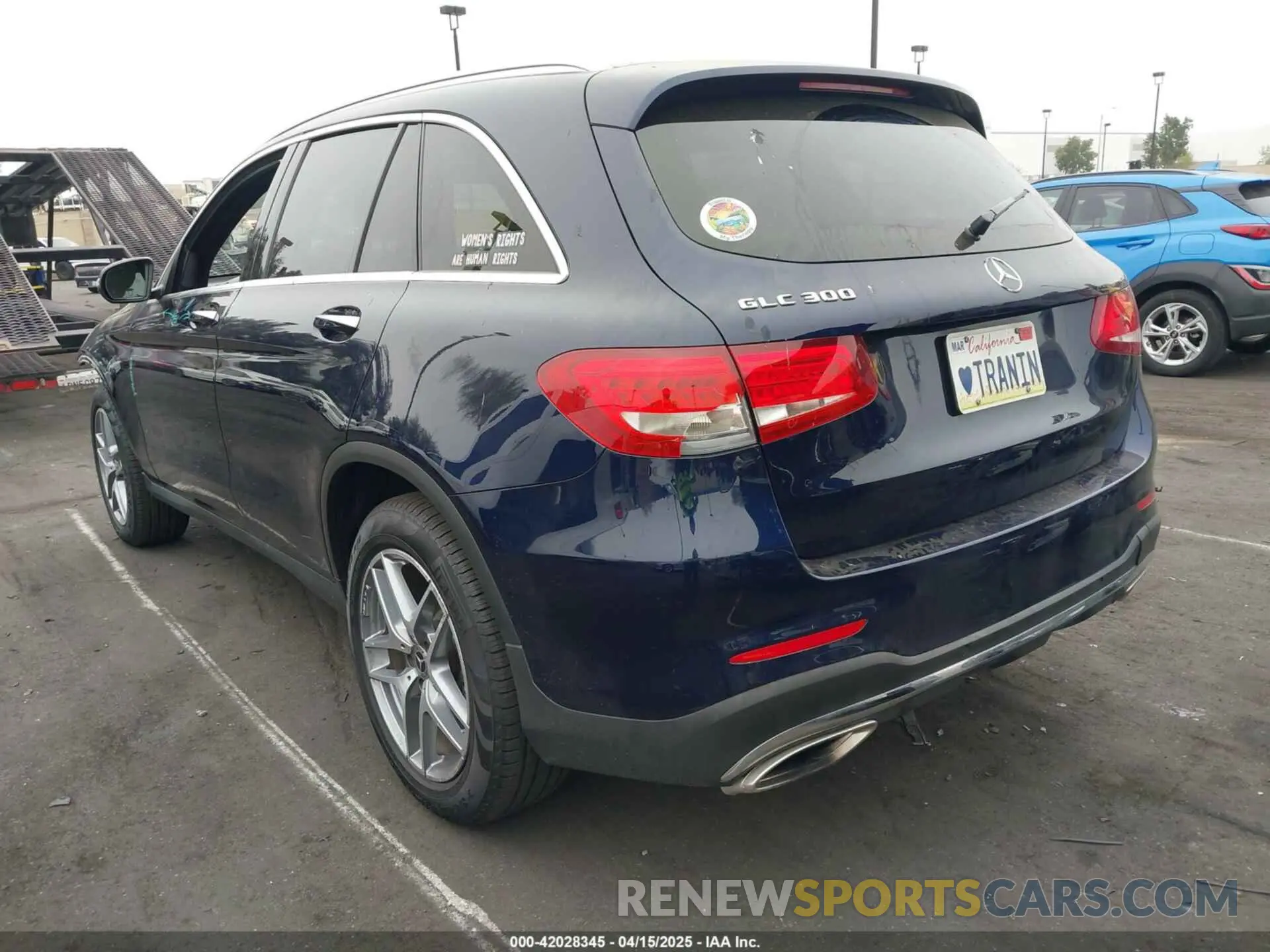 3 Photograph of a damaged car WDC0G4JB9KV123914 MERCEDES-BENZ GLC 300 2019
