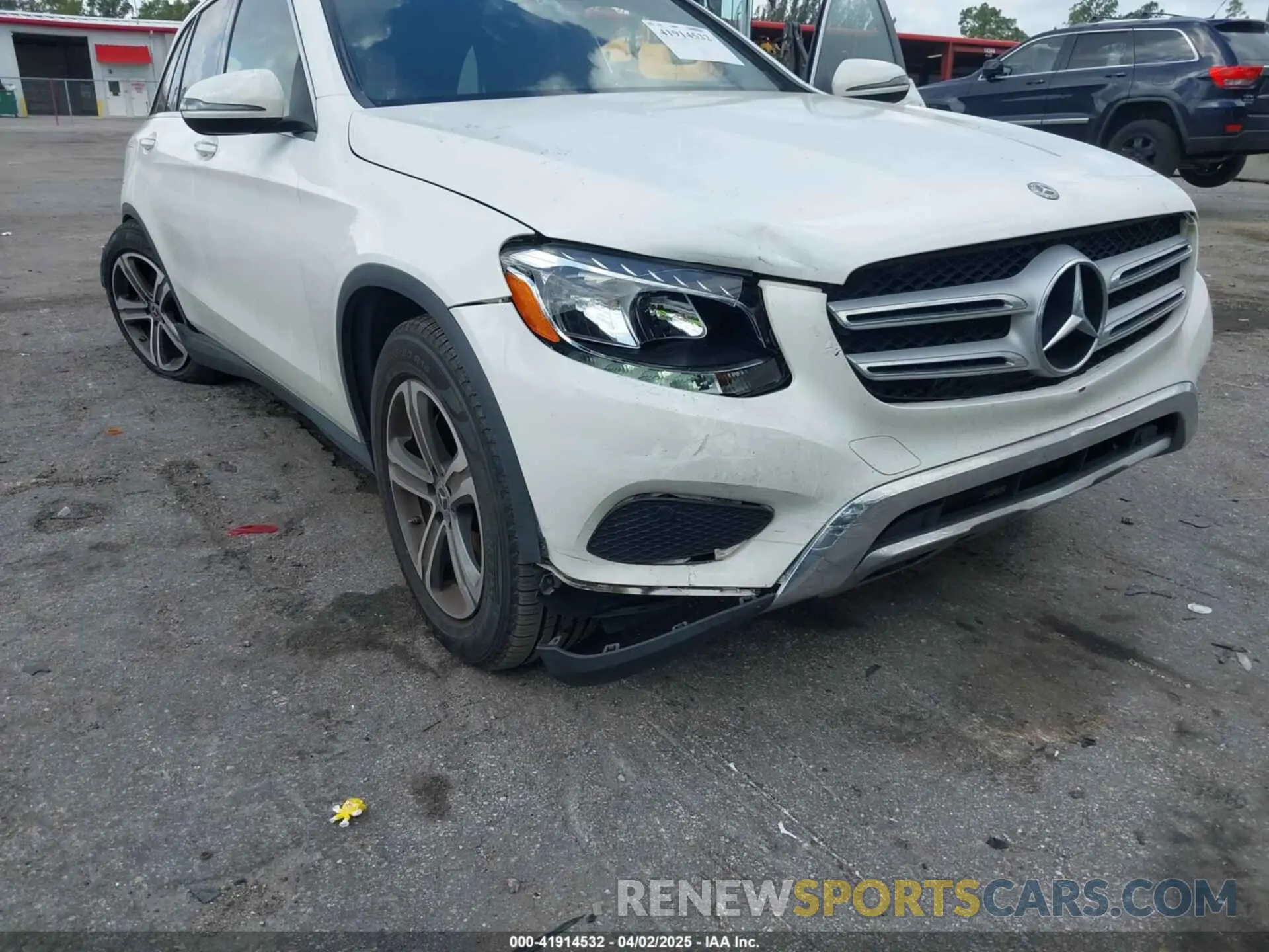 6 Photograph of a damaged car WDC0G4JBXKV151737 MERCEDES-BENZ GLC 300 2019