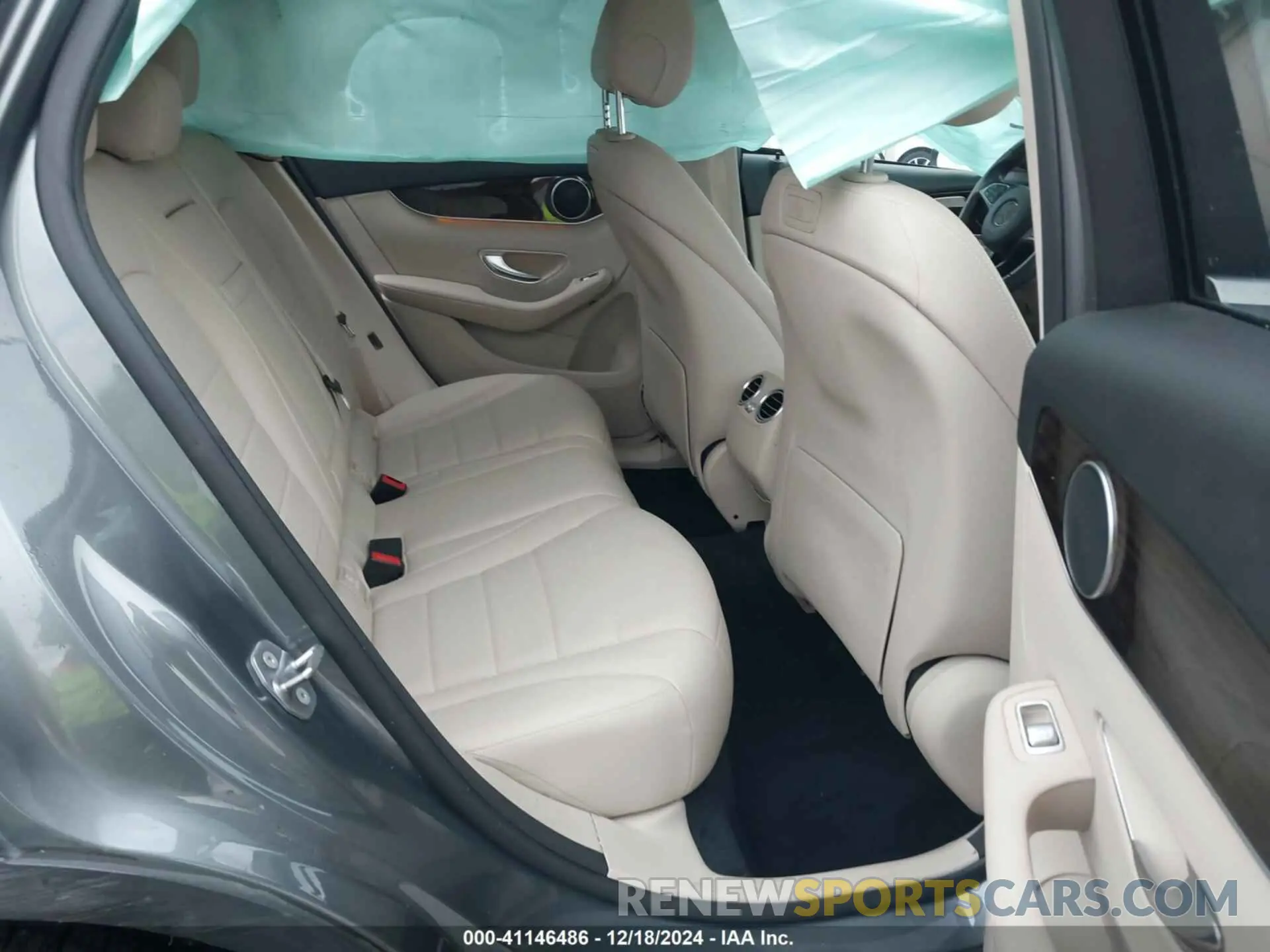 8 Photograph of a damaged car WDC0G4JBXKV153231 MERCEDES-BENZ GLC 300 2019