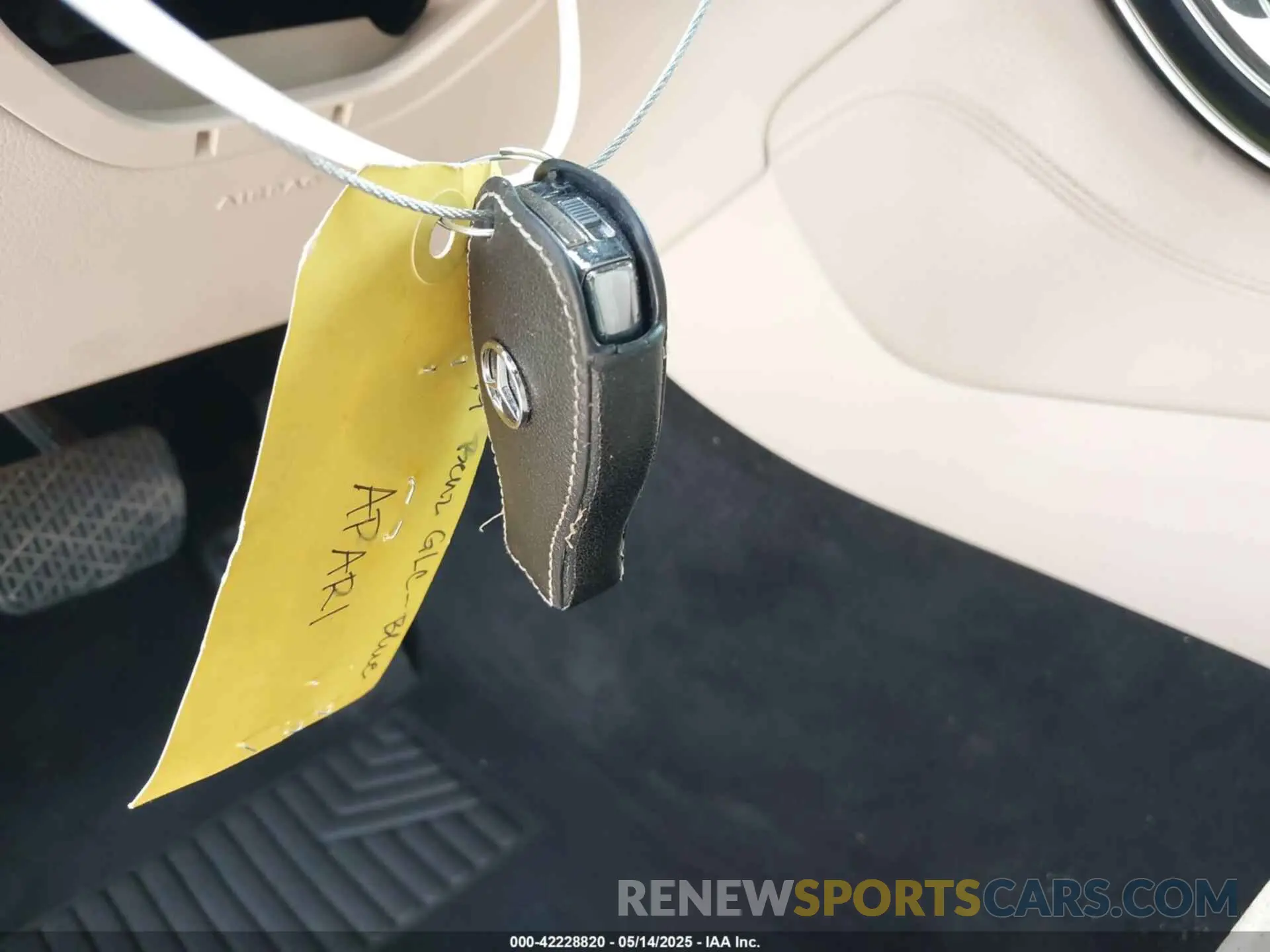 11 Photograph of a damaged car WDC0G4JBXKV170515 MERCEDES-BENZ GLC 300 2019