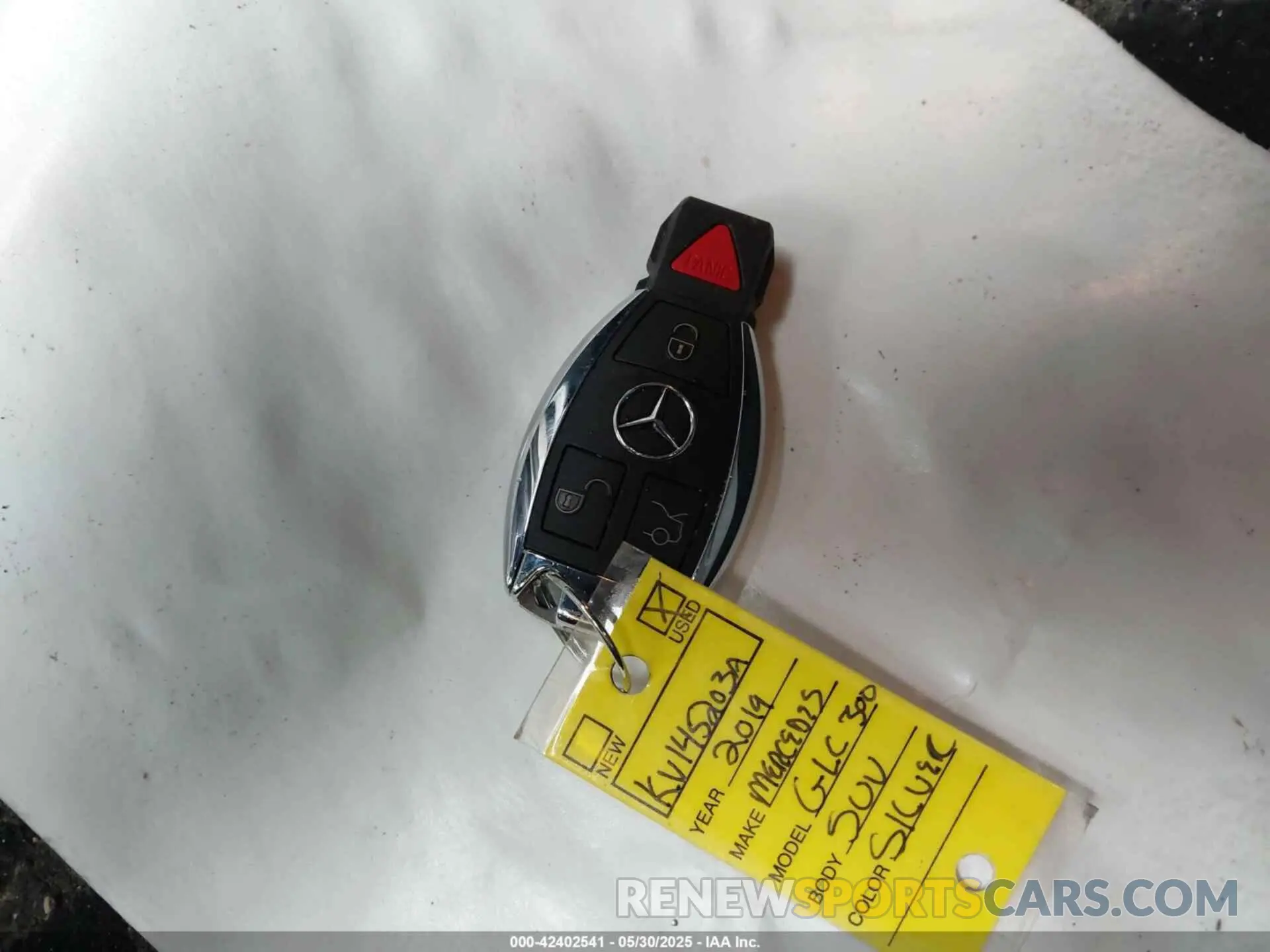11 Photograph of a damaged car WDC0G4KB0KV145203 MERCEDES-BENZ GLC 300 2019
