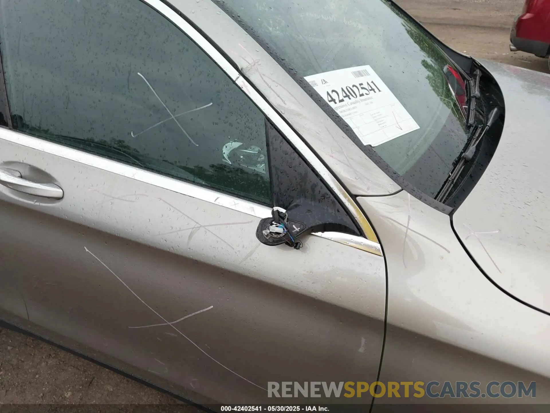 17 Photograph of a damaged car WDC0G4KB0KV145203 MERCEDES-BENZ GLC 300 2019
