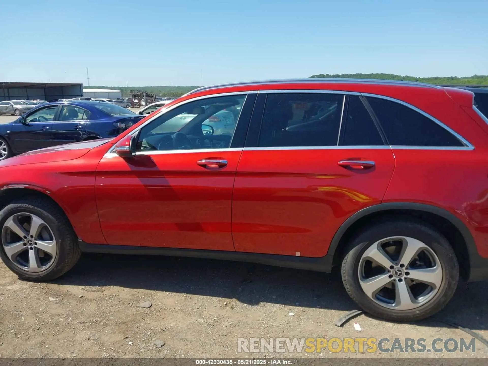 15 Photograph of a damaged car WDC0G4KB1KF611778 MERCEDES-BENZ GLC 300 2019