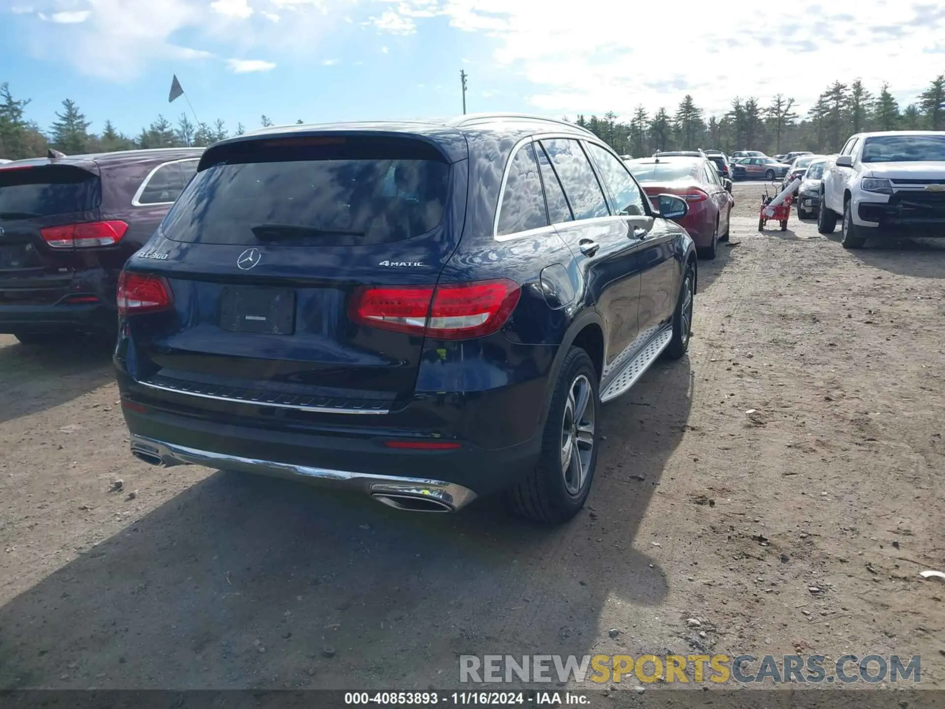4 Photograph of a damaged car WDC0G4KB1KV123310 MERCEDES-BENZ GLC 300 2019