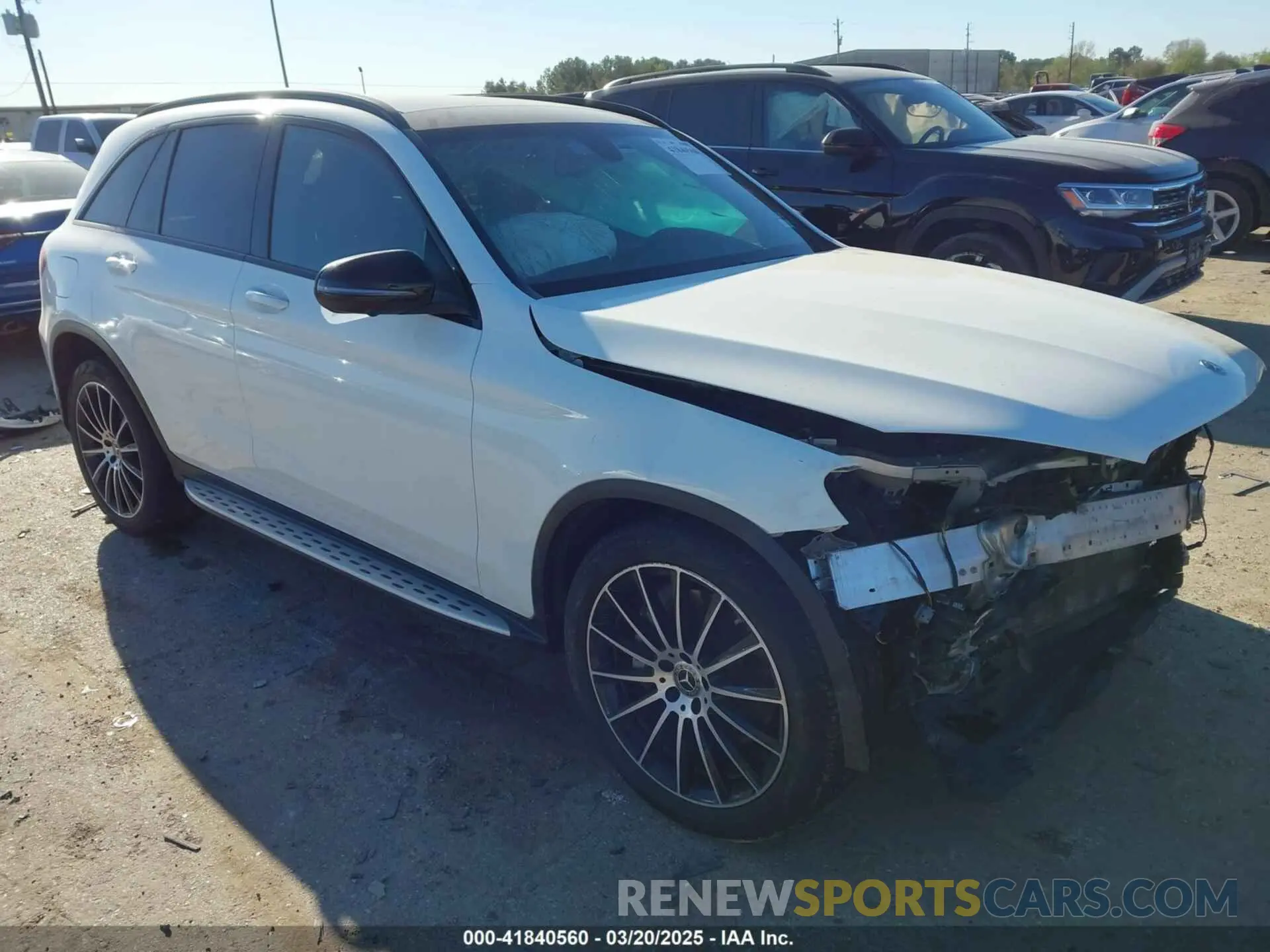 1 Photograph of a damaged car WDC0G4KB1KV151611 MERCEDES-BENZ GLC 300 2019