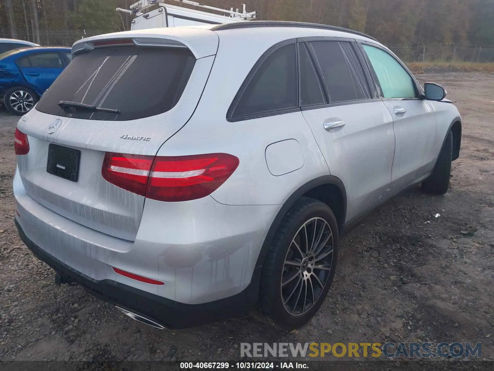 4 Photograph of a damaged car WDC0G4KB1KV193129 MERCEDES-BENZ GLC 300 2019