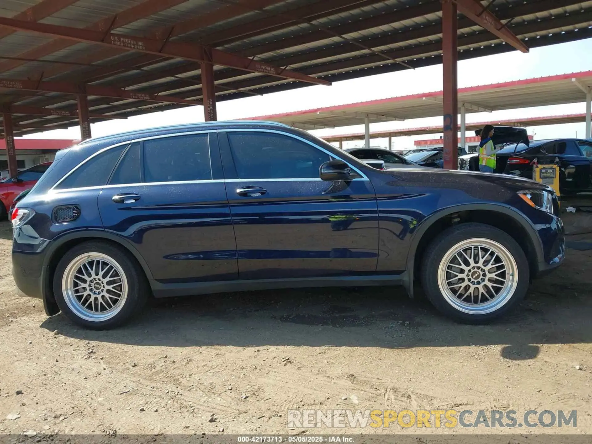 14 Photograph of a damaged car WDC0G4KB1KV195835 MERCEDES-BENZ GLC 300 2019