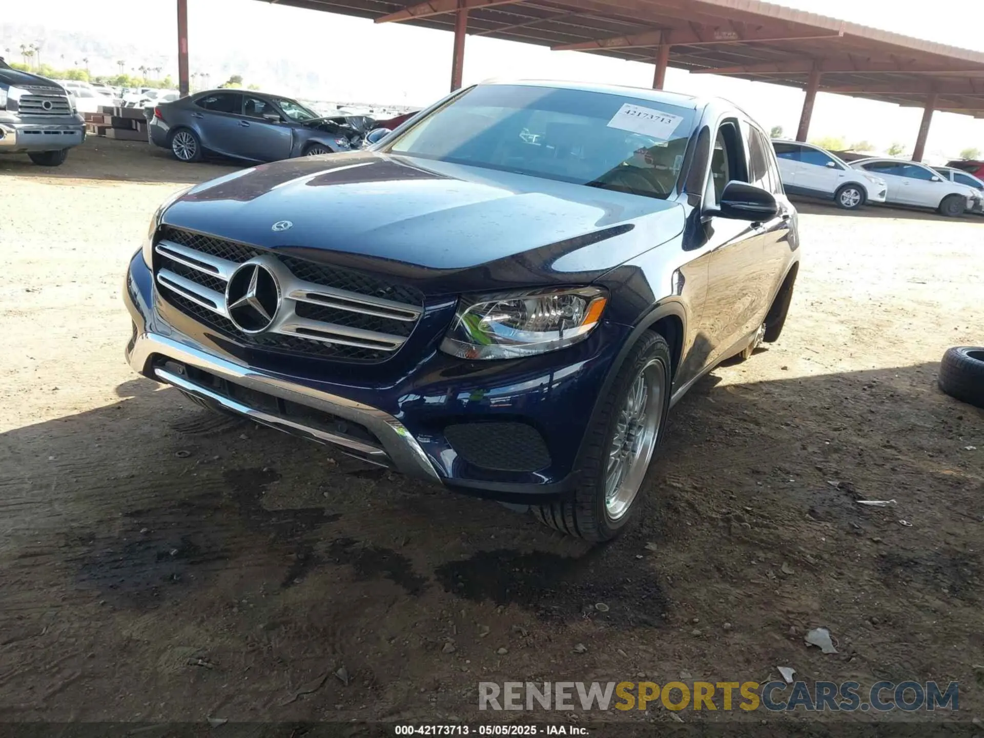 2 Photograph of a damaged car WDC0G4KB1KV195835 MERCEDES-BENZ GLC 300 2019