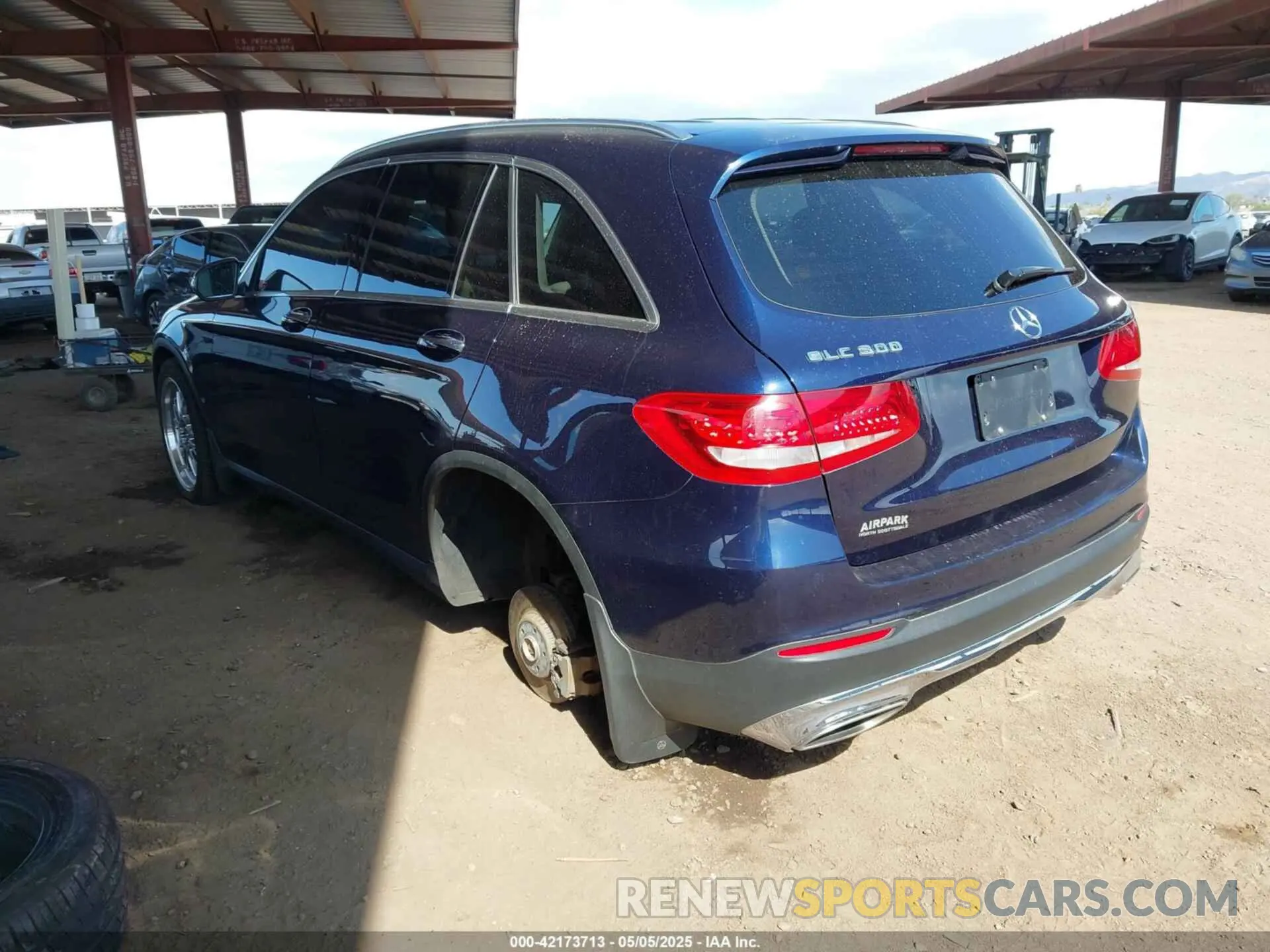 6 Photograph of a damaged car WDC0G4KB1KV195835 MERCEDES-BENZ GLC 300 2019