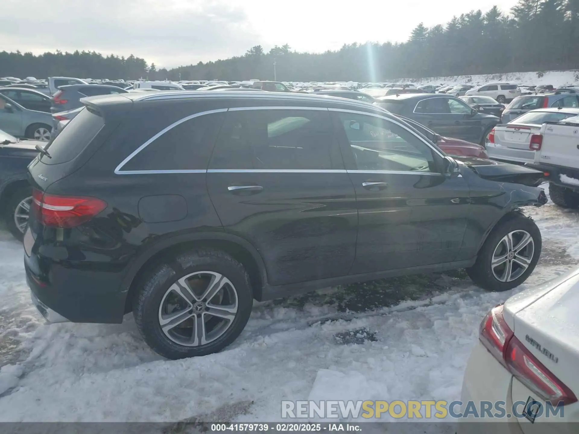 14 Photograph of a damaged car WDC0G4KB2KF659032 MERCEDES-BENZ GLC 300 2019