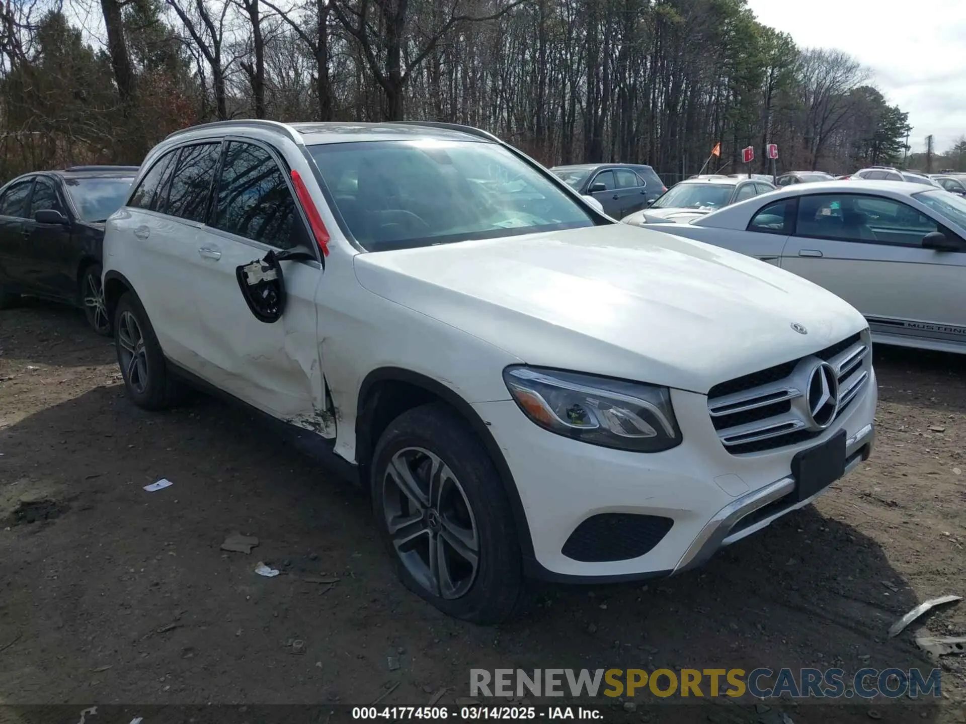 1 Photograph of a damaged car WDC0G4KB3K1005332 MERCEDES-BENZ GLC 300 2019