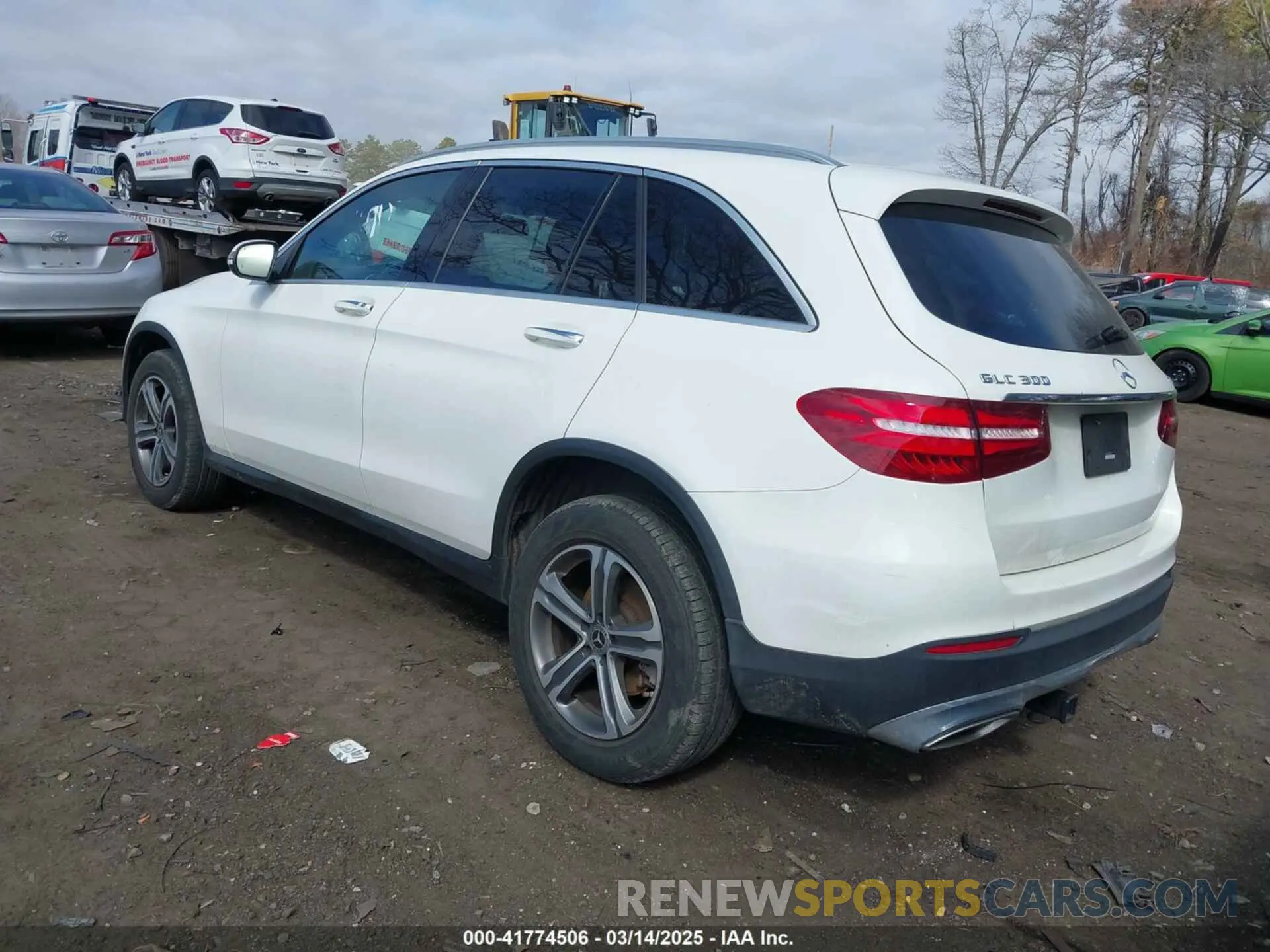 3 Photograph of a damaged car WDC0G4KB3K1005332 MERCEDES-BENZ GLC 300 2019