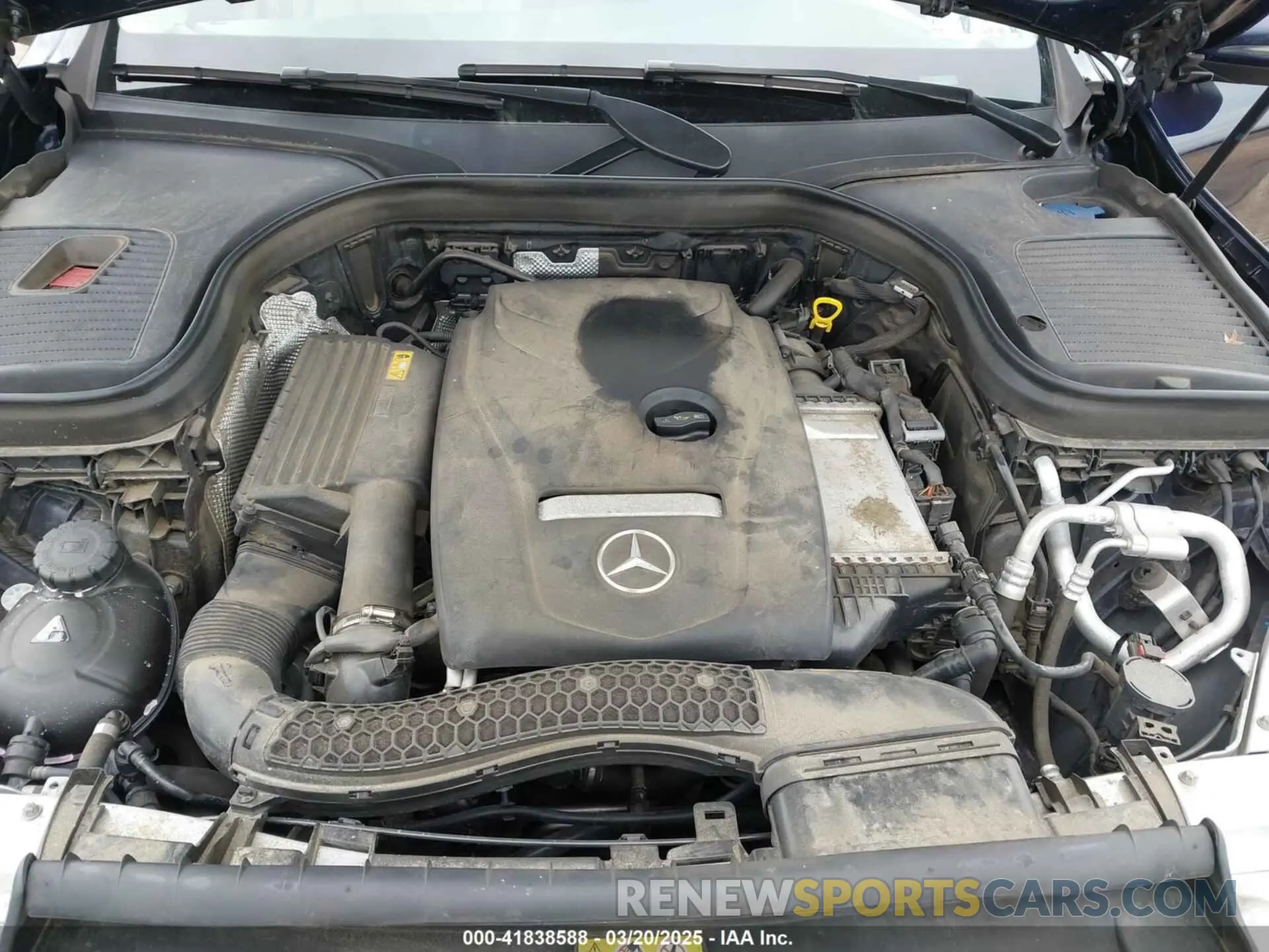 10 Photograph of a damaged car WDC0G4KB3KV117959 MERCEDES-BENZ GLC 300 2019