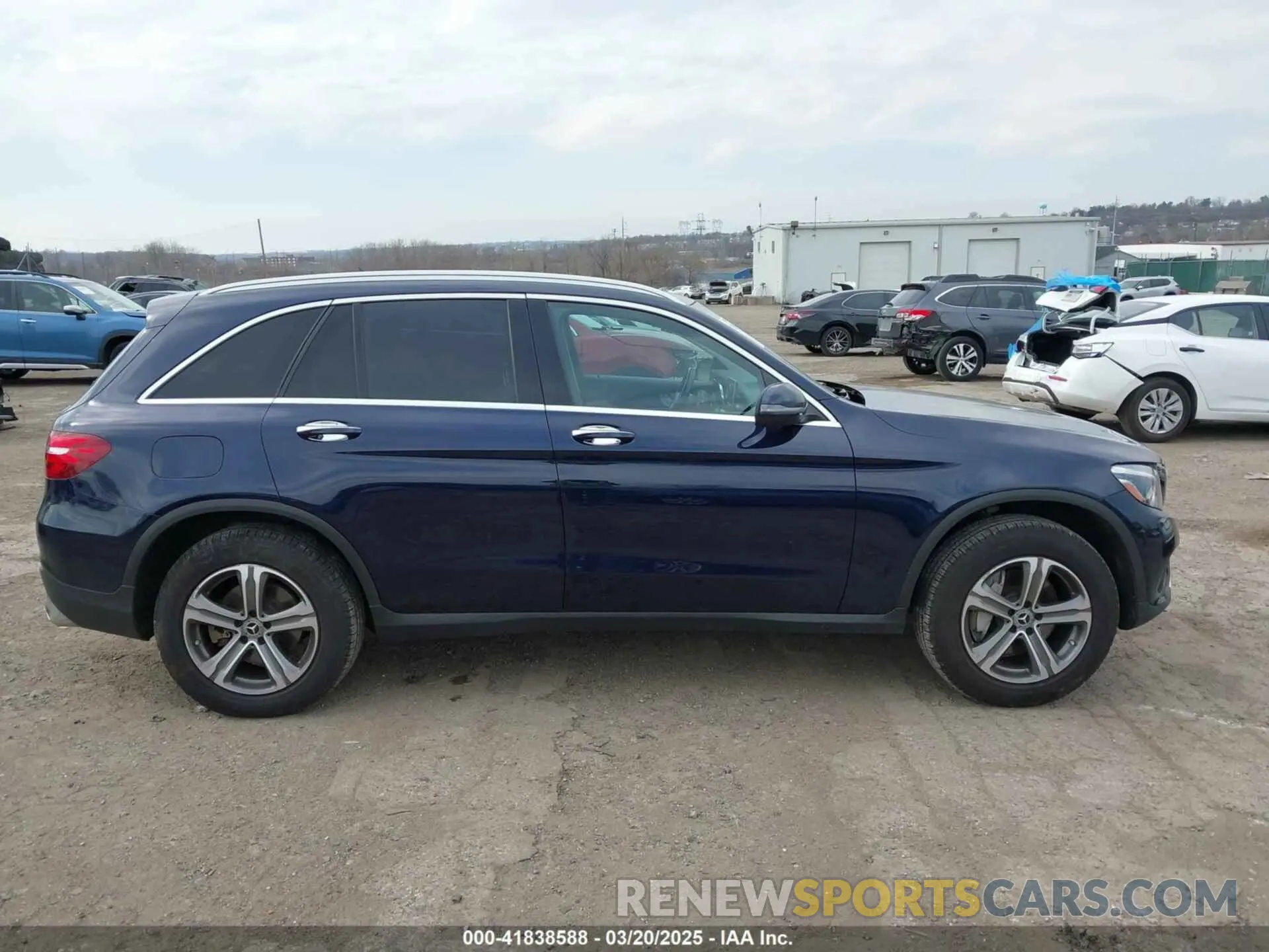 13 Photograph of a damaged car WDC0G4KB3KV117959 MERCEDES-BENZ GLC 300 2019