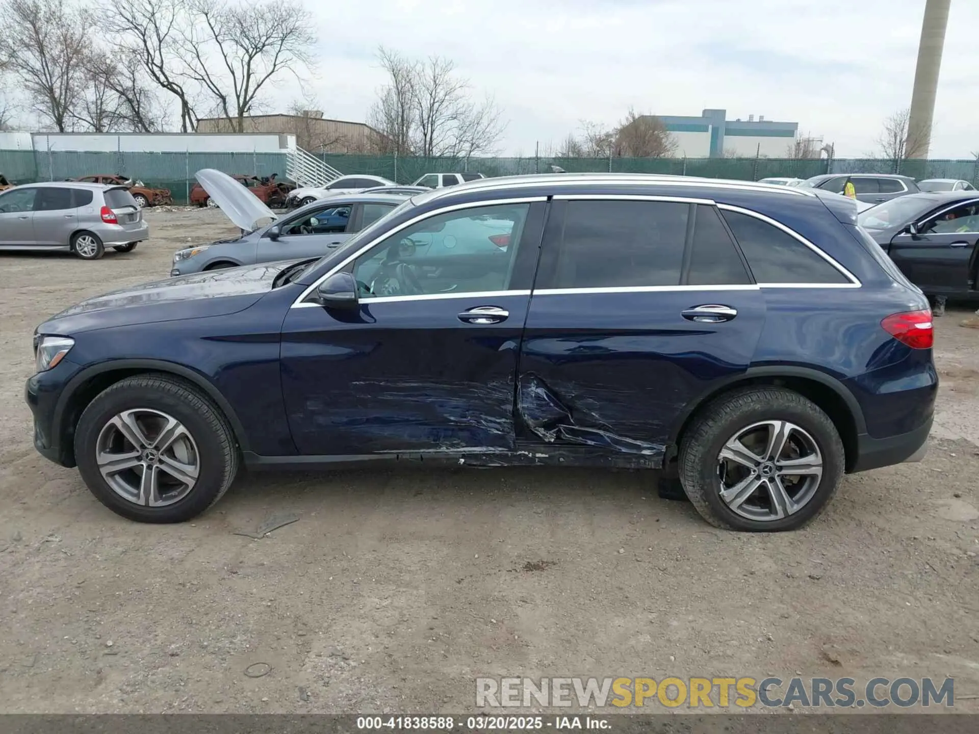 14 Photograph of a damaged car WDC0G4KB3KV117959 MERCEDES-BENZ GLC 300 2019