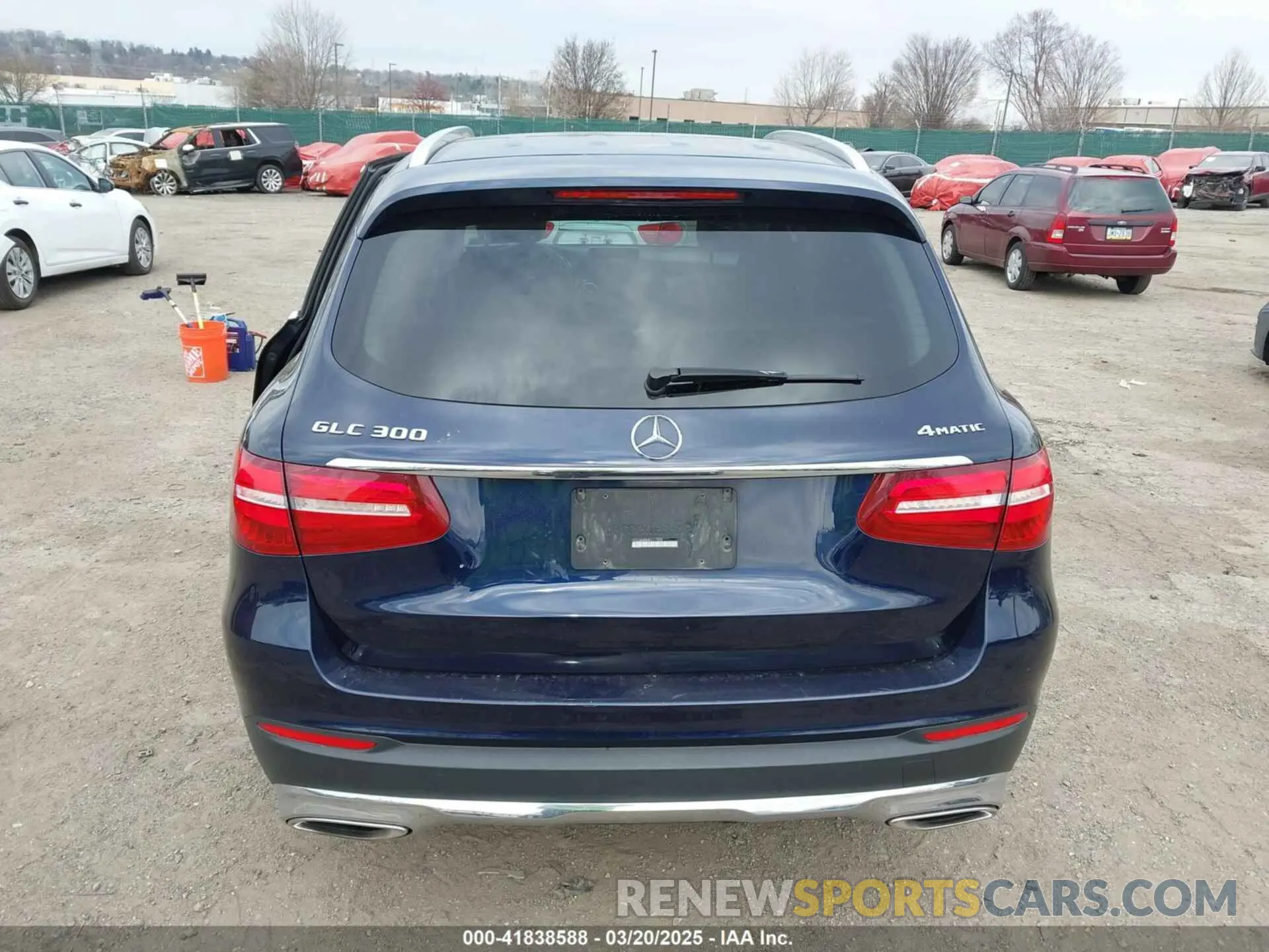 16 Photograph of a damaged car WDC0G4KB3KV117959 MERCEDES-BENZ GLC 300 2019