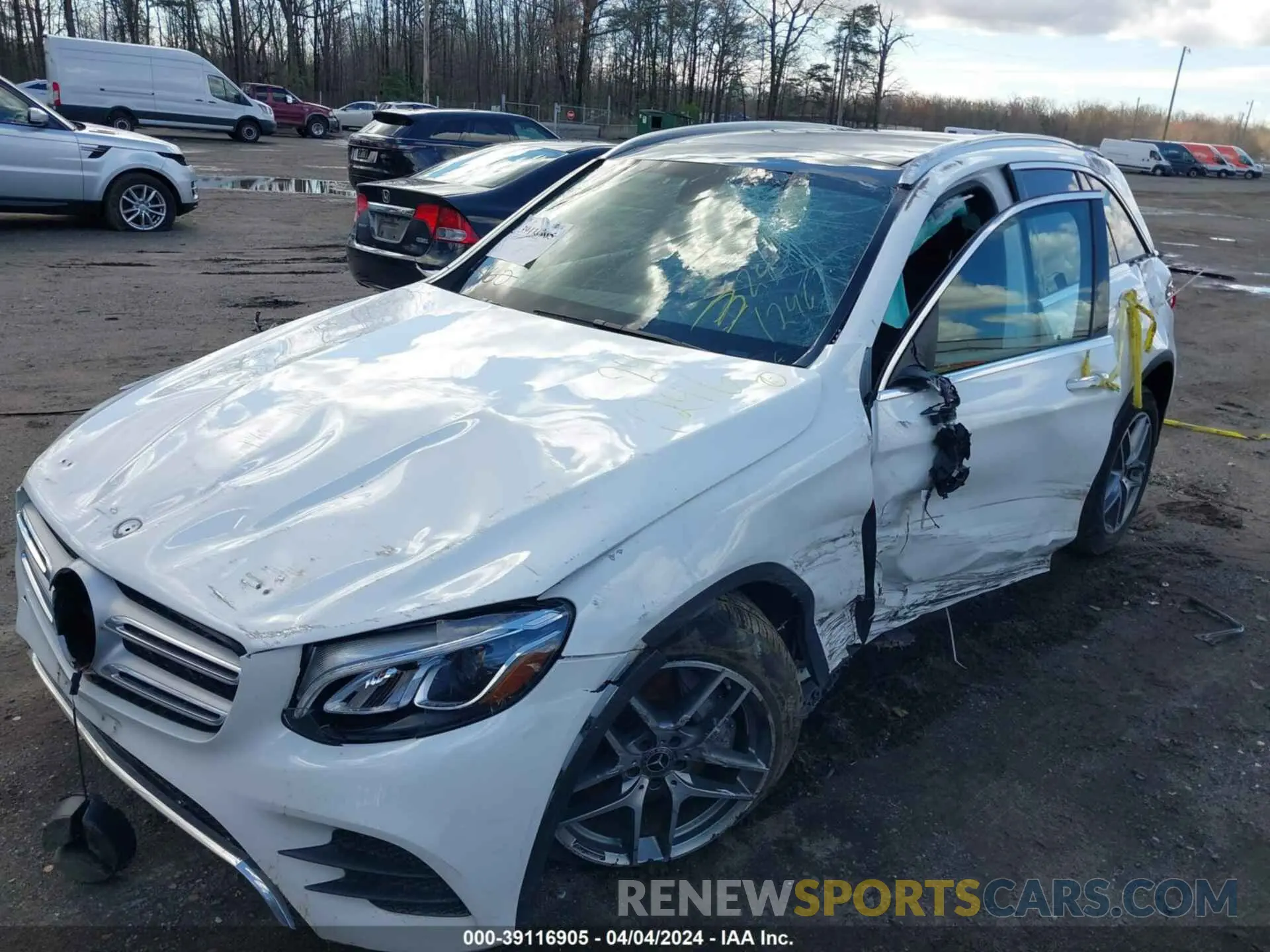 2 Photograph of a damaged car WDC0G4KB3KV189602 MERCEDES-BENZ GLC 300 2019