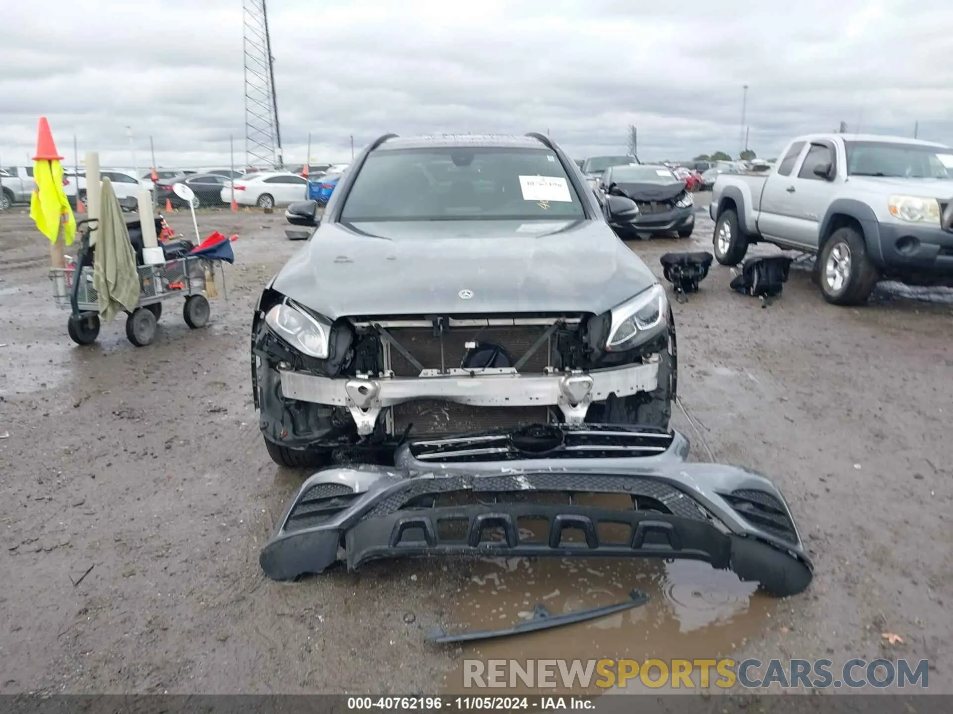 12 Photograph of a damaged car WDC0G4KB4KV191259 MERCEDES-BENZ GLC 300 2019