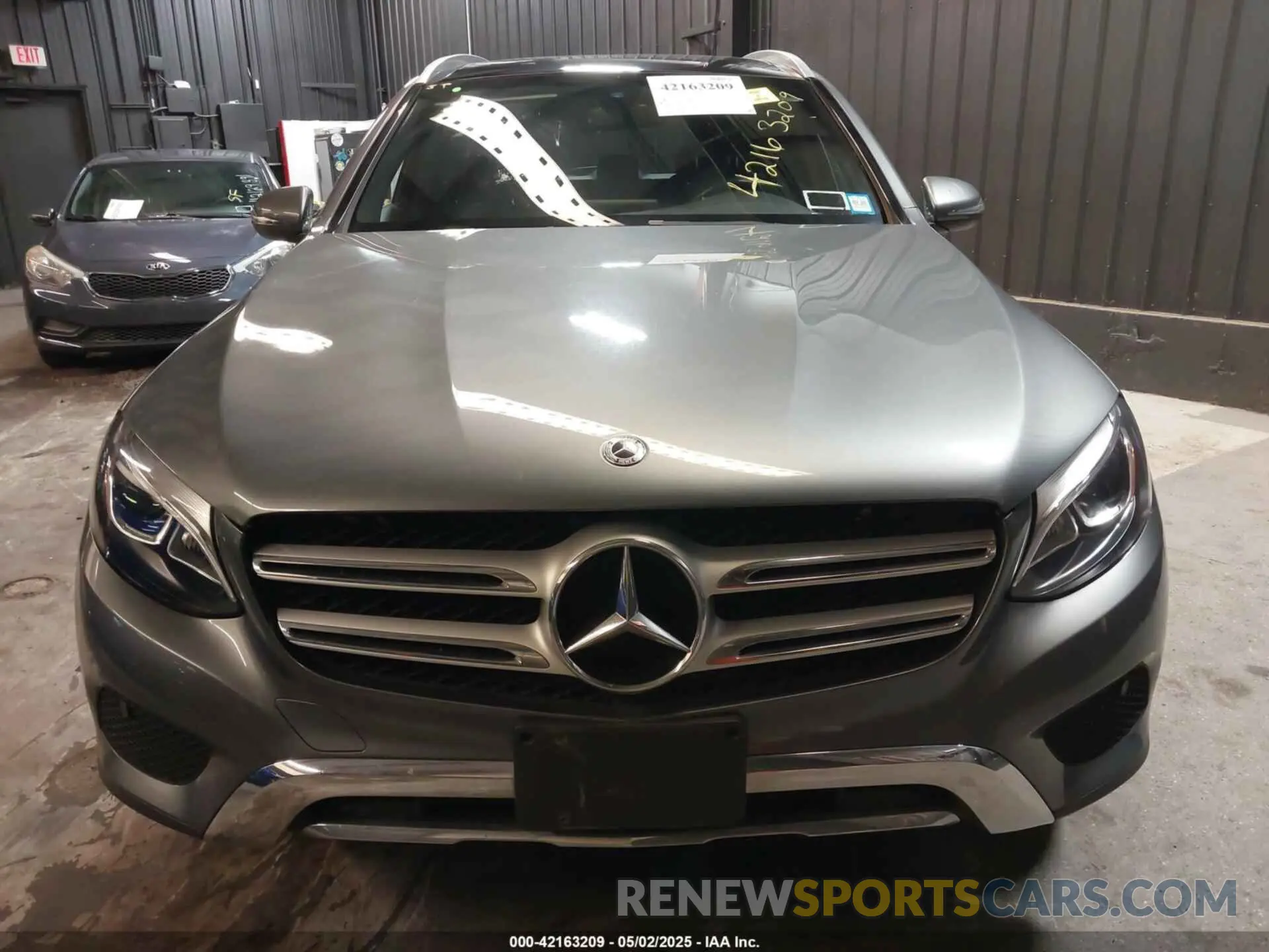 13 Photograph of a damaged car WDC0G4KB5KV118403 MERCEDES-BENZ GLC 300 2019