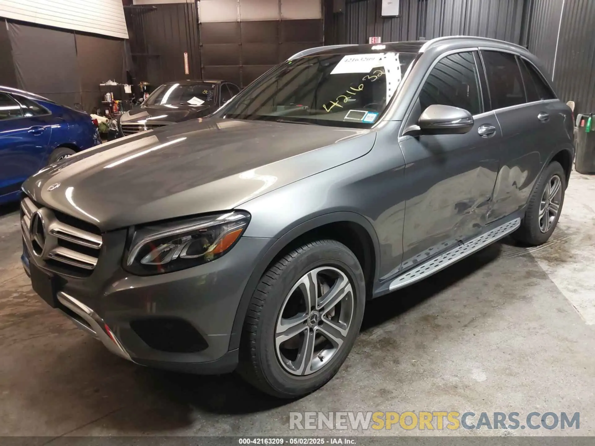 2 Photograph of a damaged car WDC0G4KB5KV118403 MERCEDES-BENZ GLC 300 2019