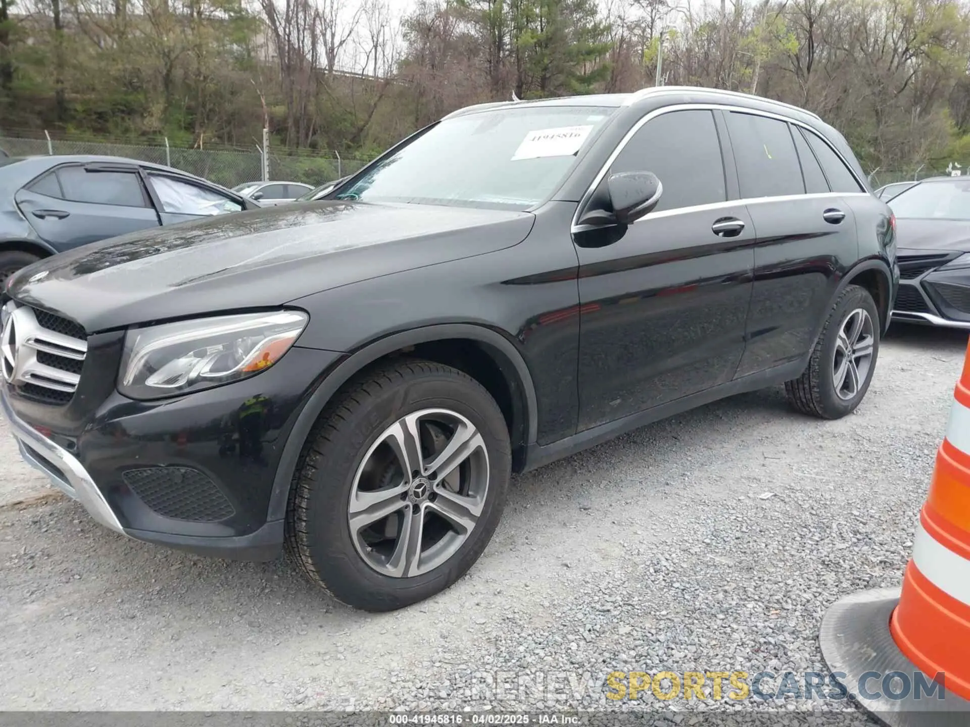 2 Photograph of a damaged car WDC0G4KB5KV177810 MERCEDES-BENZ GLC 300 2019