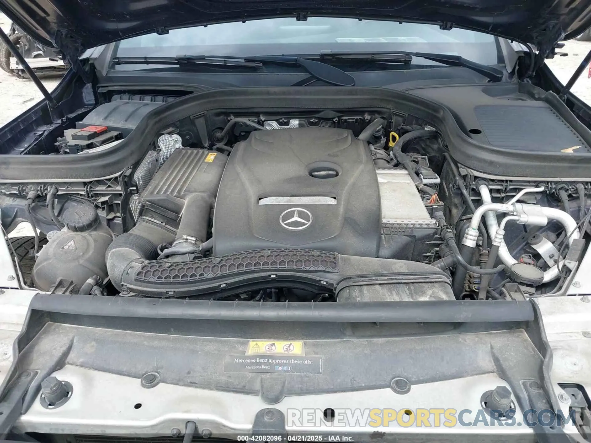 10 Photograph of a damaged car WDC0G4KB5KV185843 MERCEDES-BENZ GLC 300 2019
