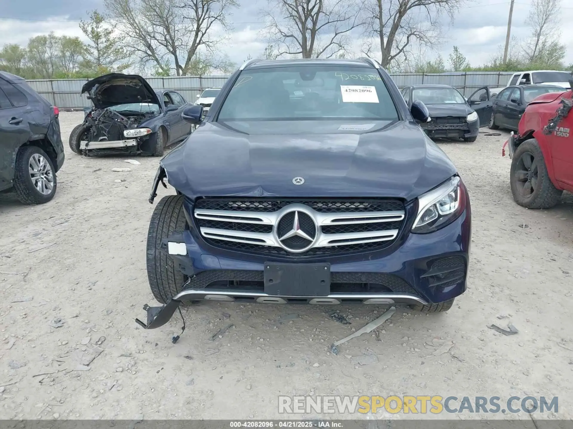 13 Photograph of a damaged car WDC0G4KB5KV185843 MERCEDES-BENZ GLC 300 2019