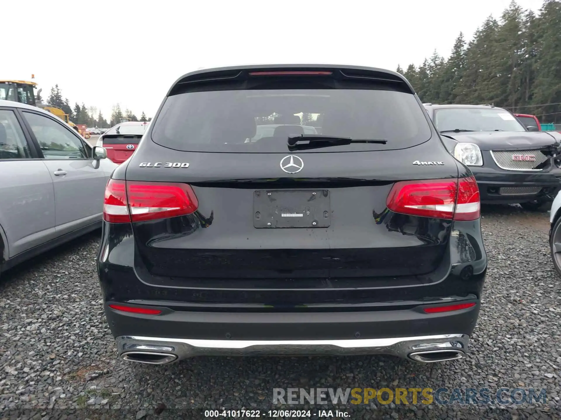 16 Photograph of a damaged car WDC0G4KB5KV195160 MERCEDES-BENZ GLC 300 2019