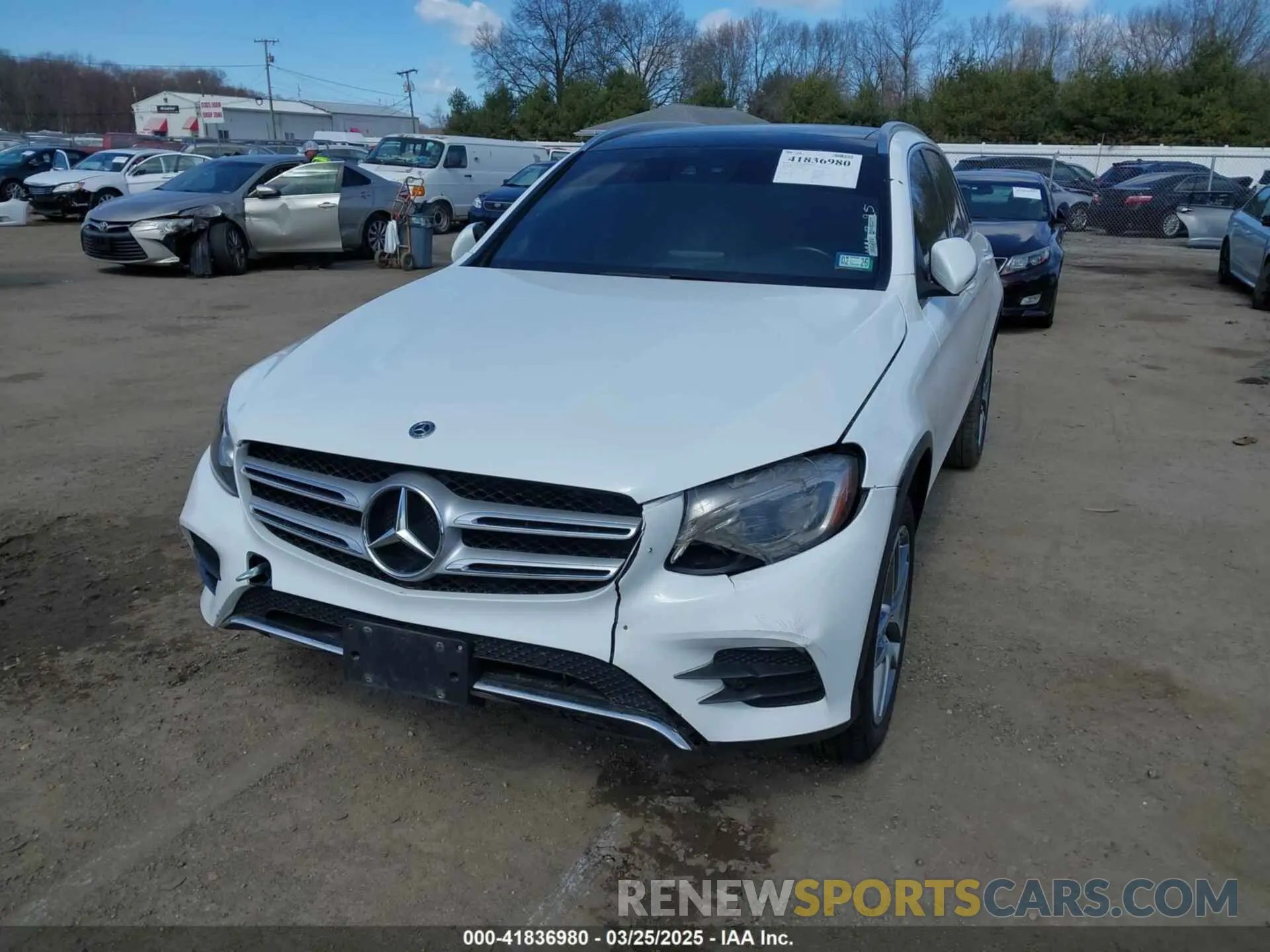 2 Photograph of a damaged car WDC0G4KB6KV150518 MERCEDES-BENZ GLC 300 2019