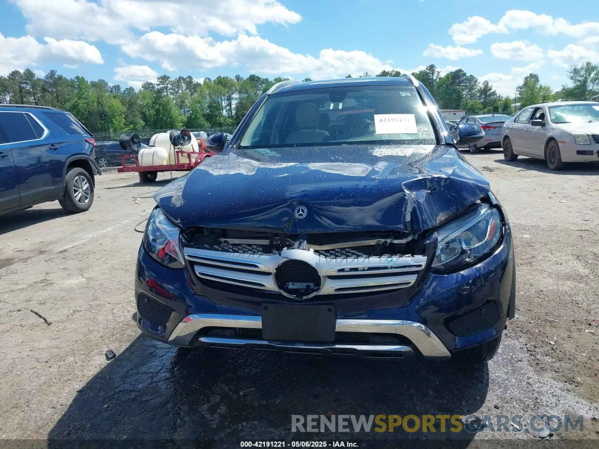 12 Photograph of a damaged car WDC0G4KB7KV176349 MERCEDES-BENZ GLC 300 2019