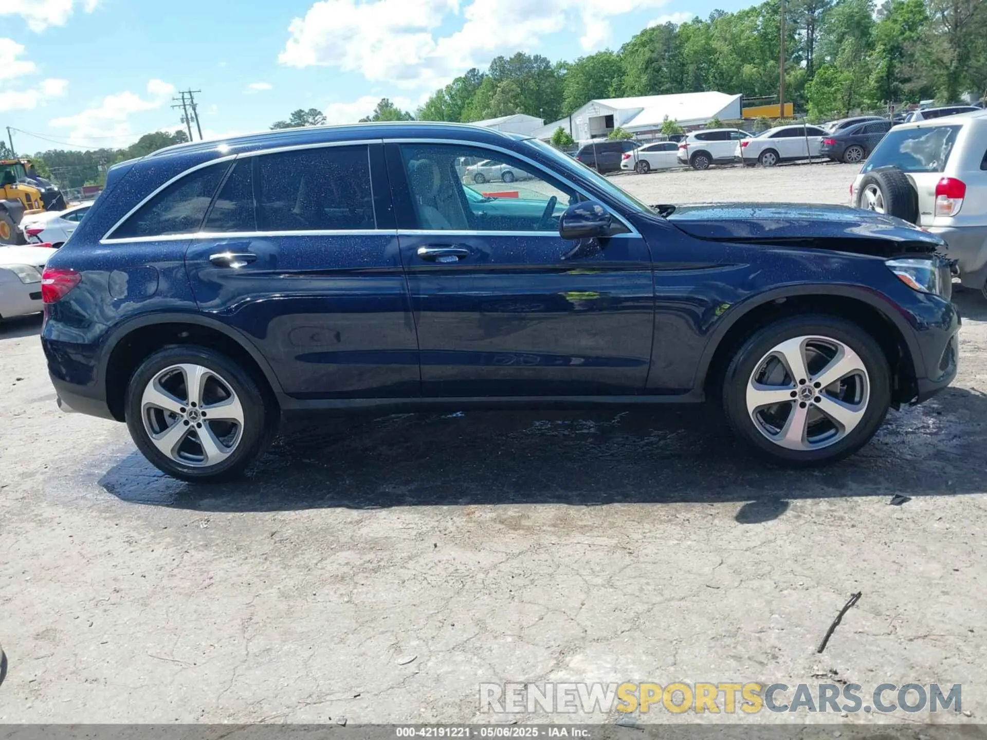 13 Photograph of a damaged car WDC0G4KB7KV176349 MERCEDES-BENZ GLC 300 2019