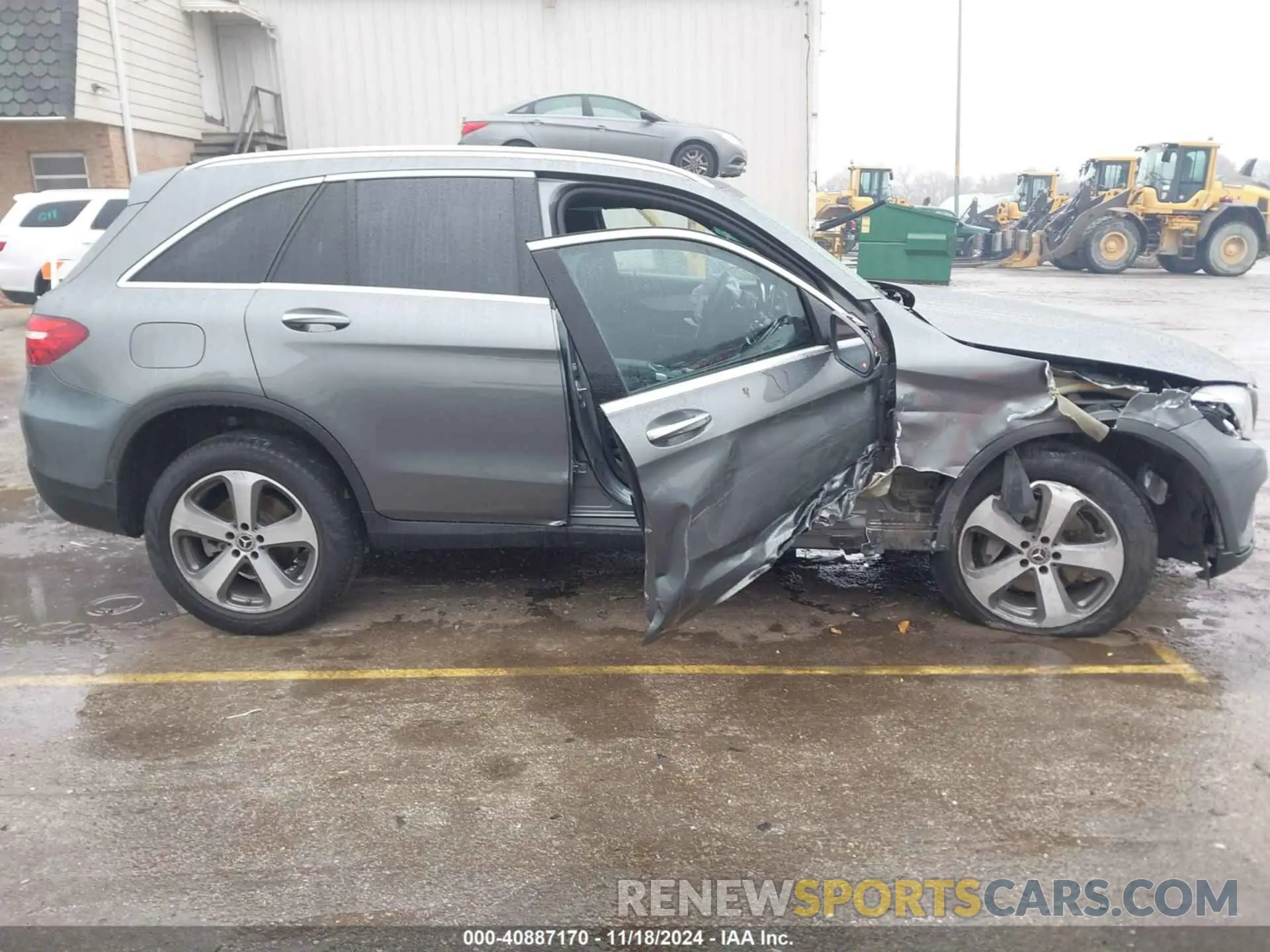 13 Photograph of a damaged car WDC0G4KB8KF588368 MERCEDES-BENZ GLC 300 2019