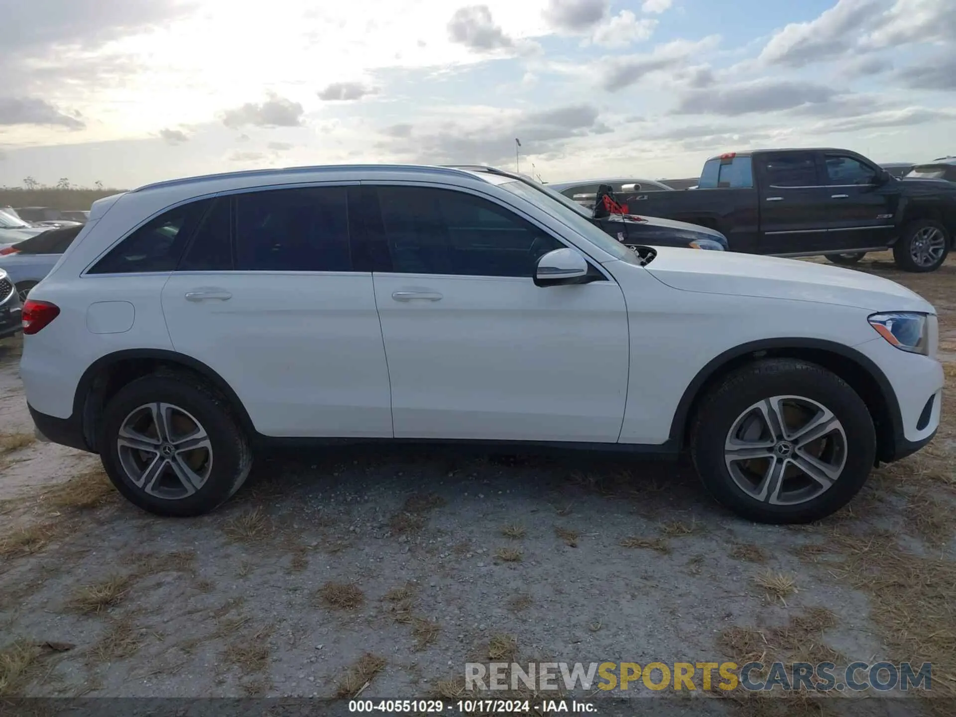 13 Photograph of a damaged car WDC0G4KB8KF659990 MERCEDES-BENZ GLC 300 2019