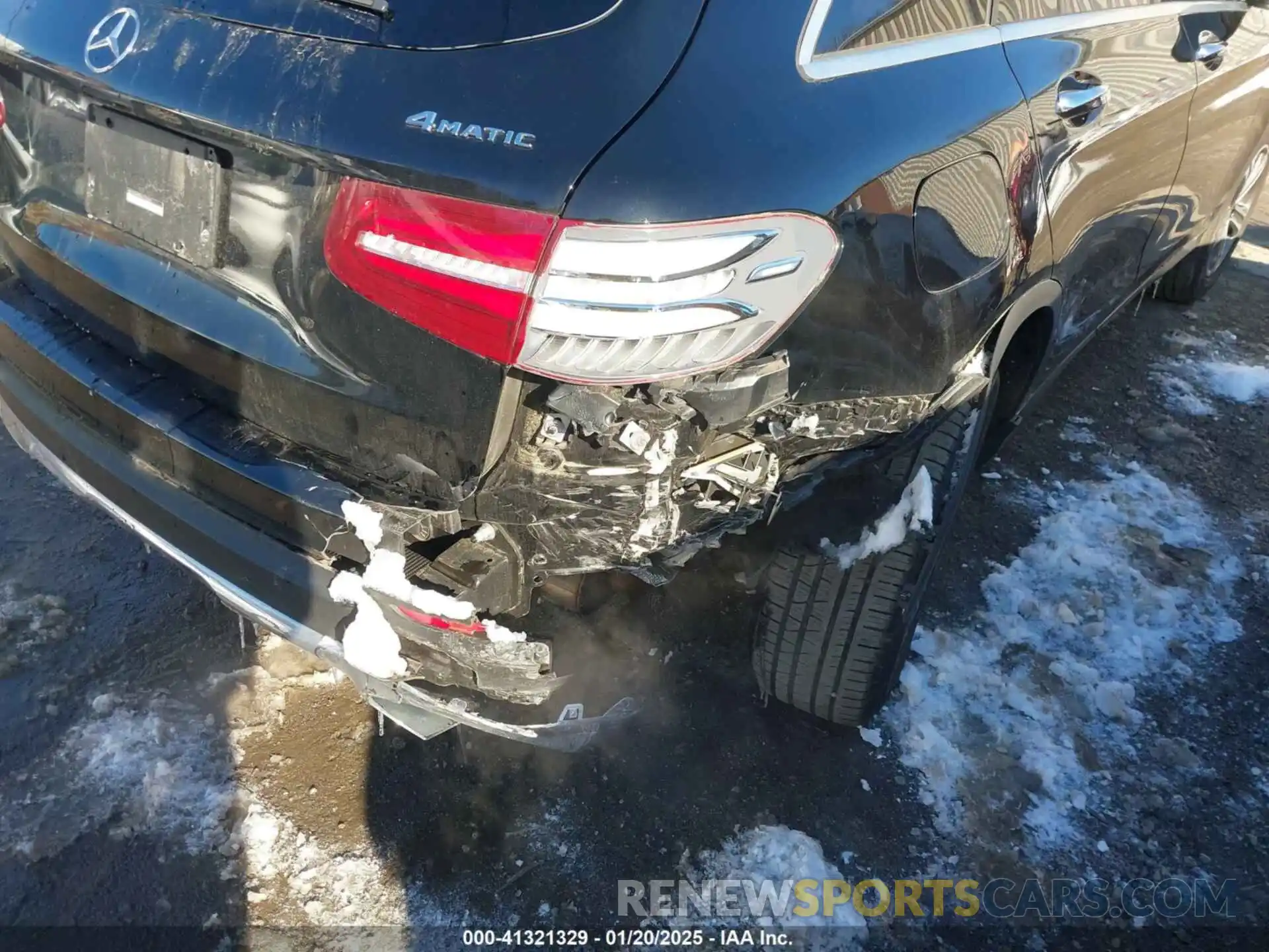 6 Photograph of a damaged car WDC0G4KB8KV163643 MERCEDES-BENZ GLC 300 2019